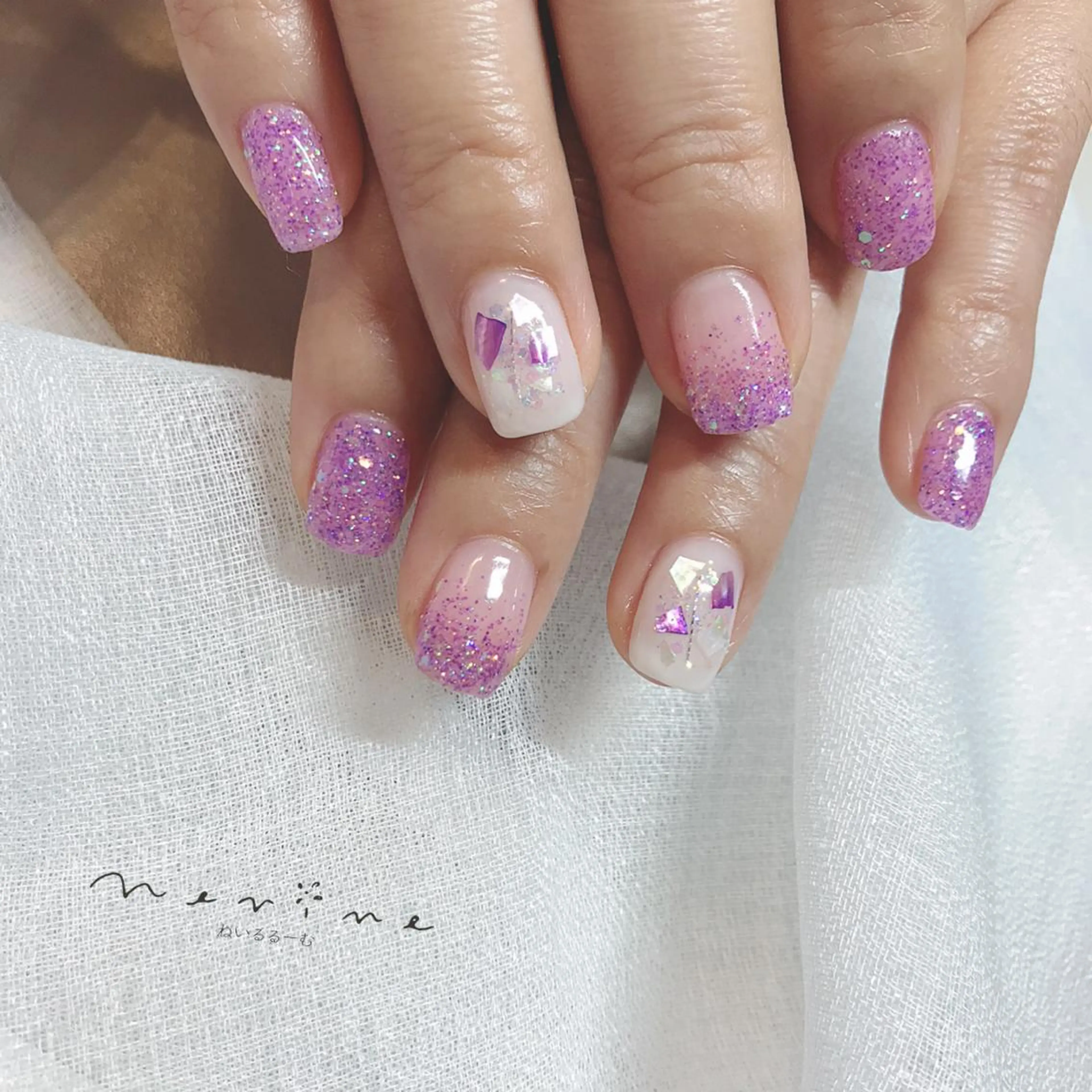 ネイル ラメ(グリッター) NAILST Naomiのネイルデザイン