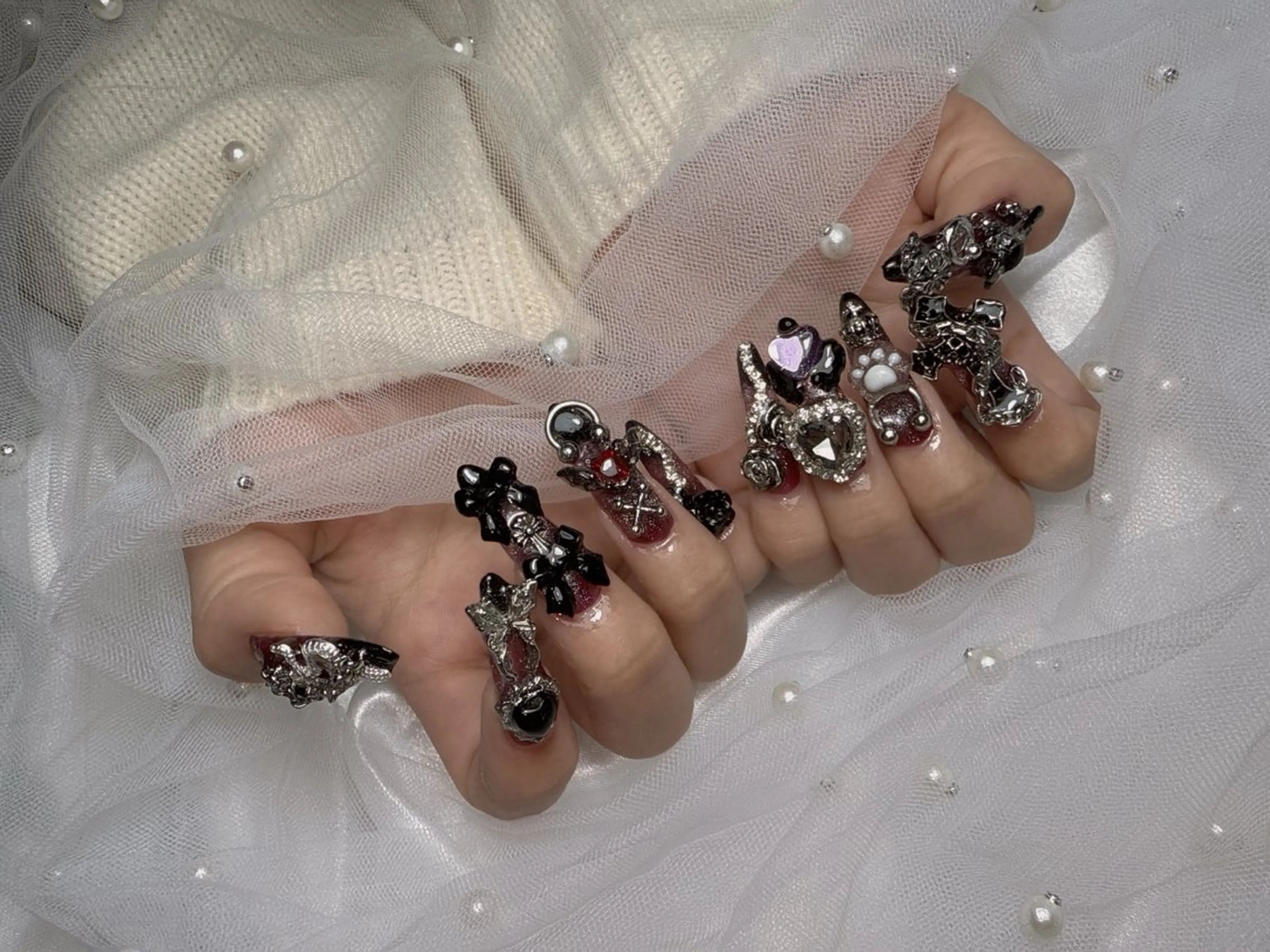 ネイル 【emu道頓堀】 HONOKAのネイルデザイン