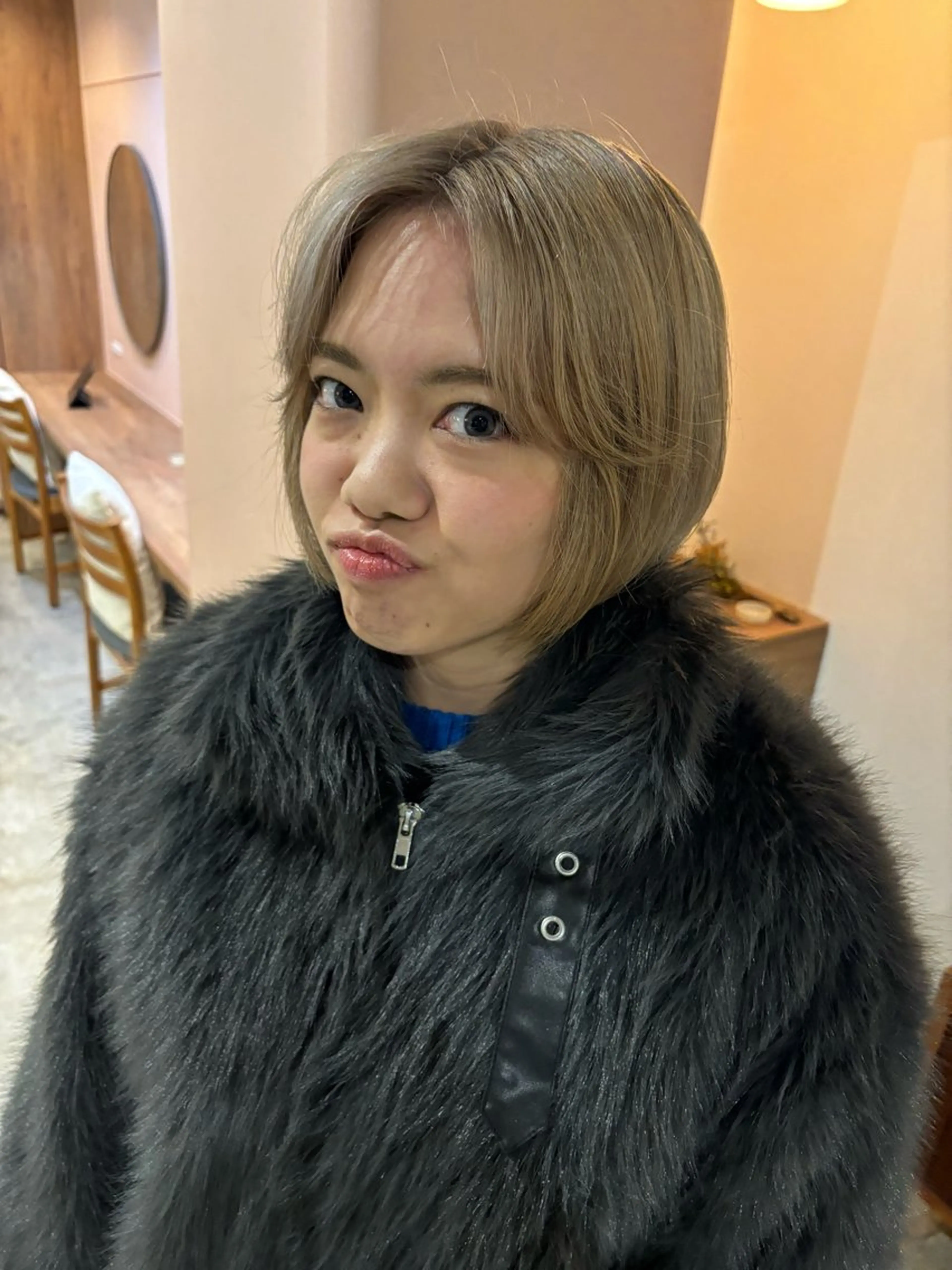 ショート カラー カット ヘアカラー トリートメント Hayashi Shioriのヘアスタイル