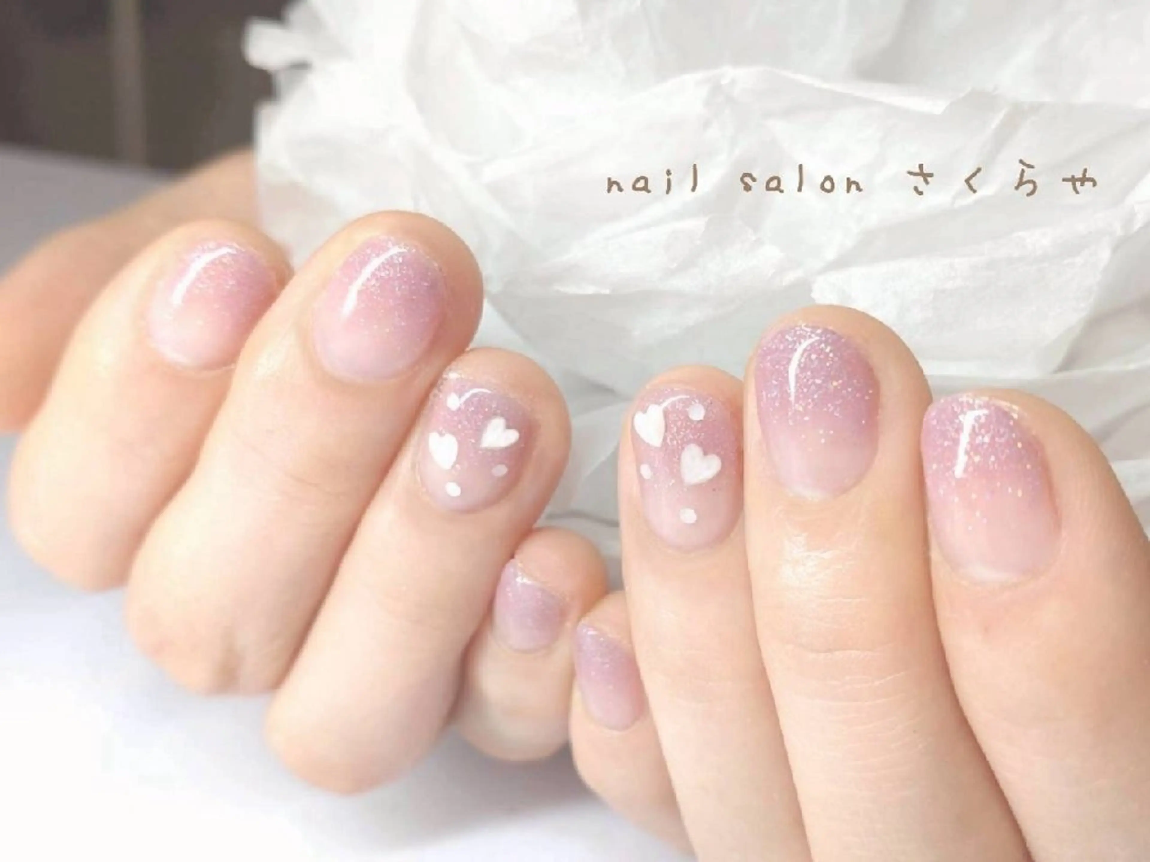 ネイル グラデーション ハート キラキラネイル オフィスネイル ピンク ハンドネイル さくらや❤ パラジェル使用のネイルデザイン