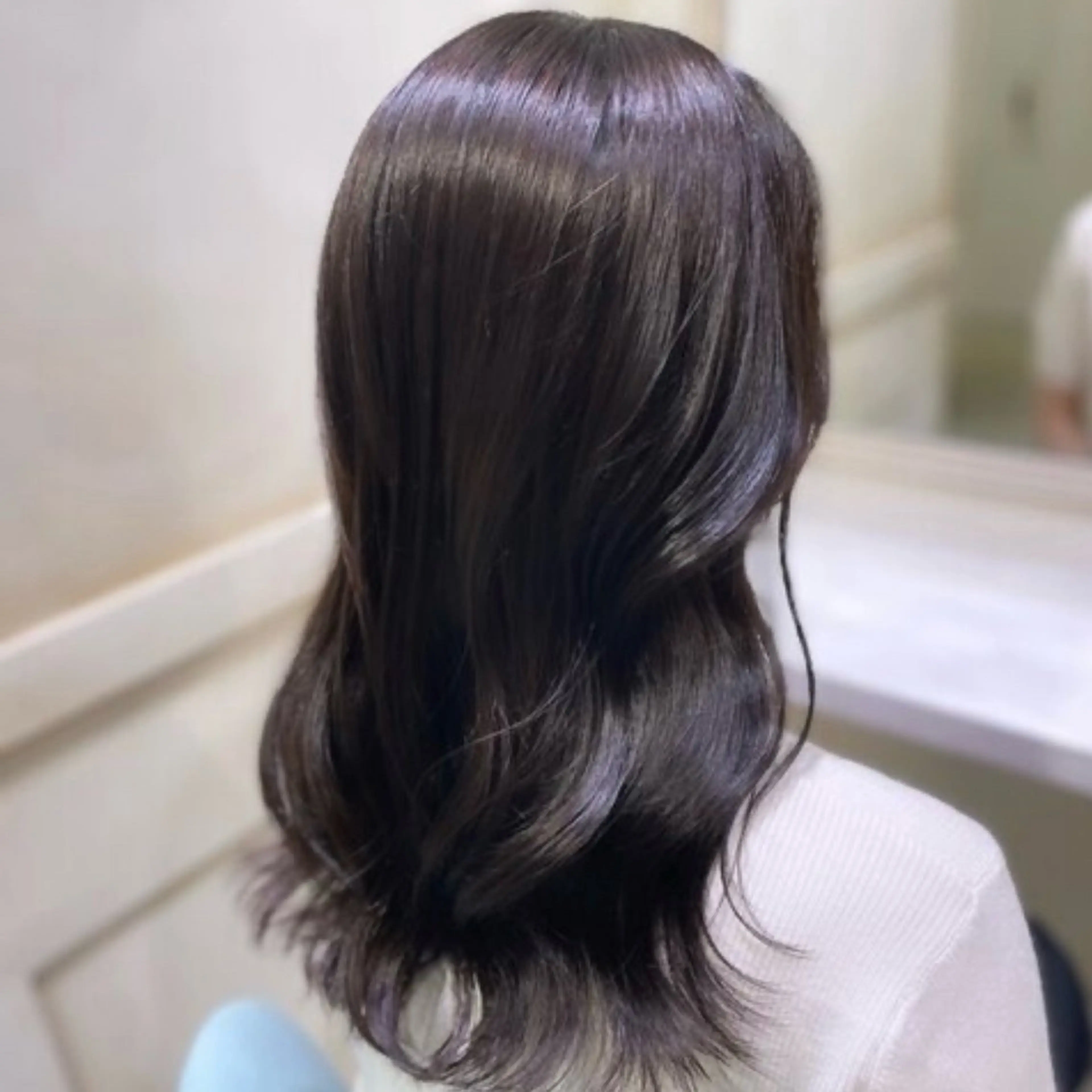 セミロング 💖ダブルカラー/ ケアカラー/レナ💖のヘアスタイル