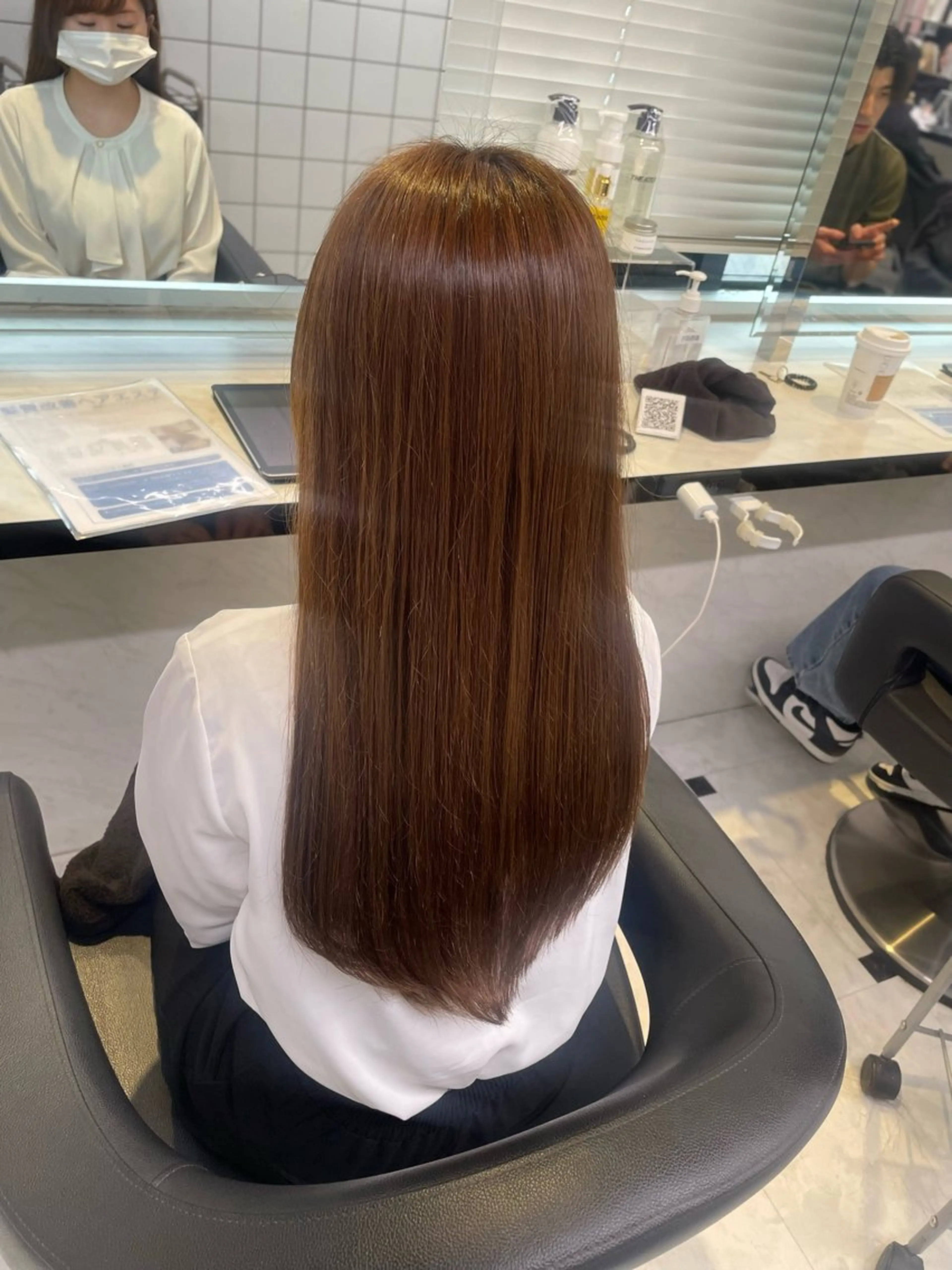 セミロング カット 縮毛矯正 うる艶トレンドヘア 🕊️上野BABYのヘアスタイル