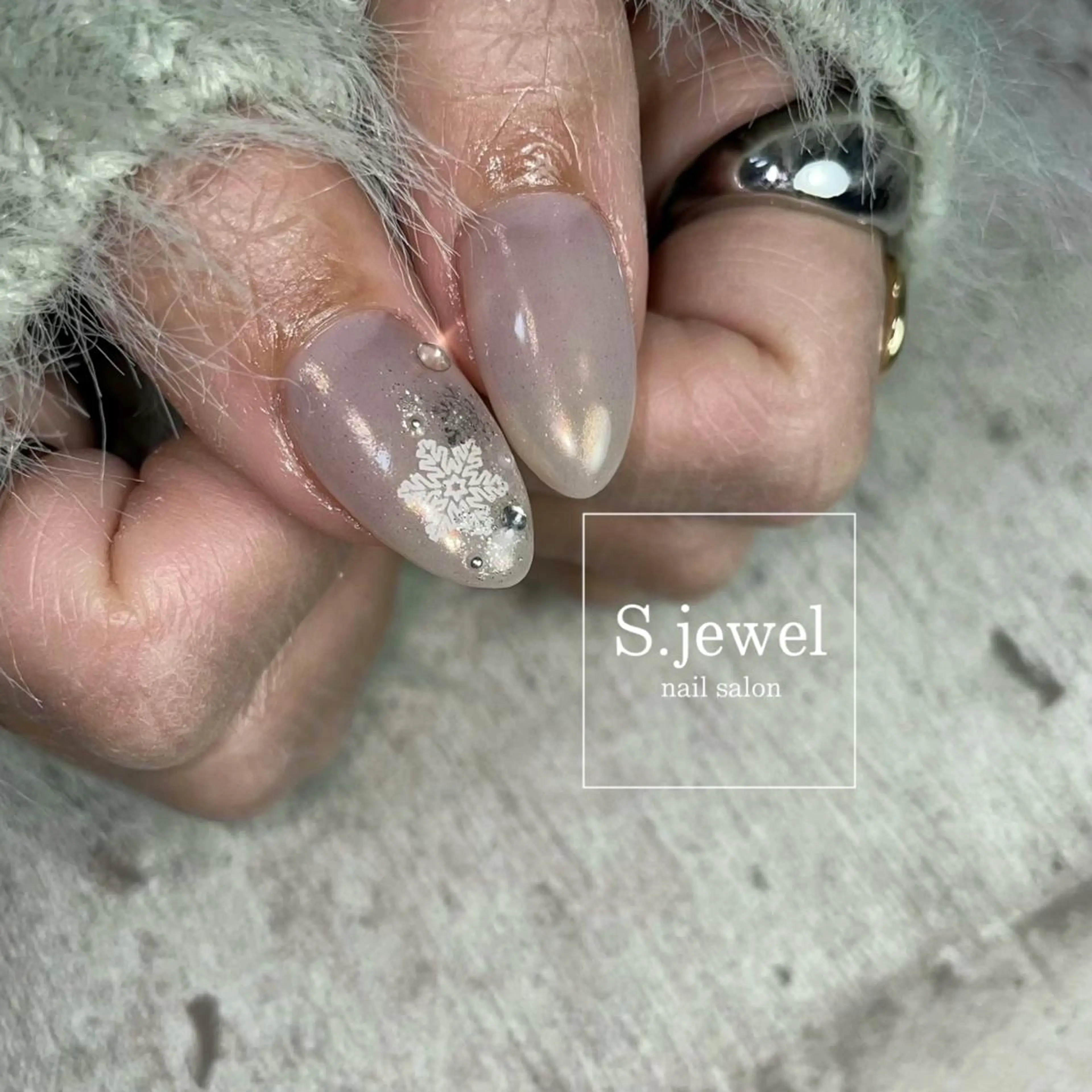 ネイル S. JEWELのネイルデザイン