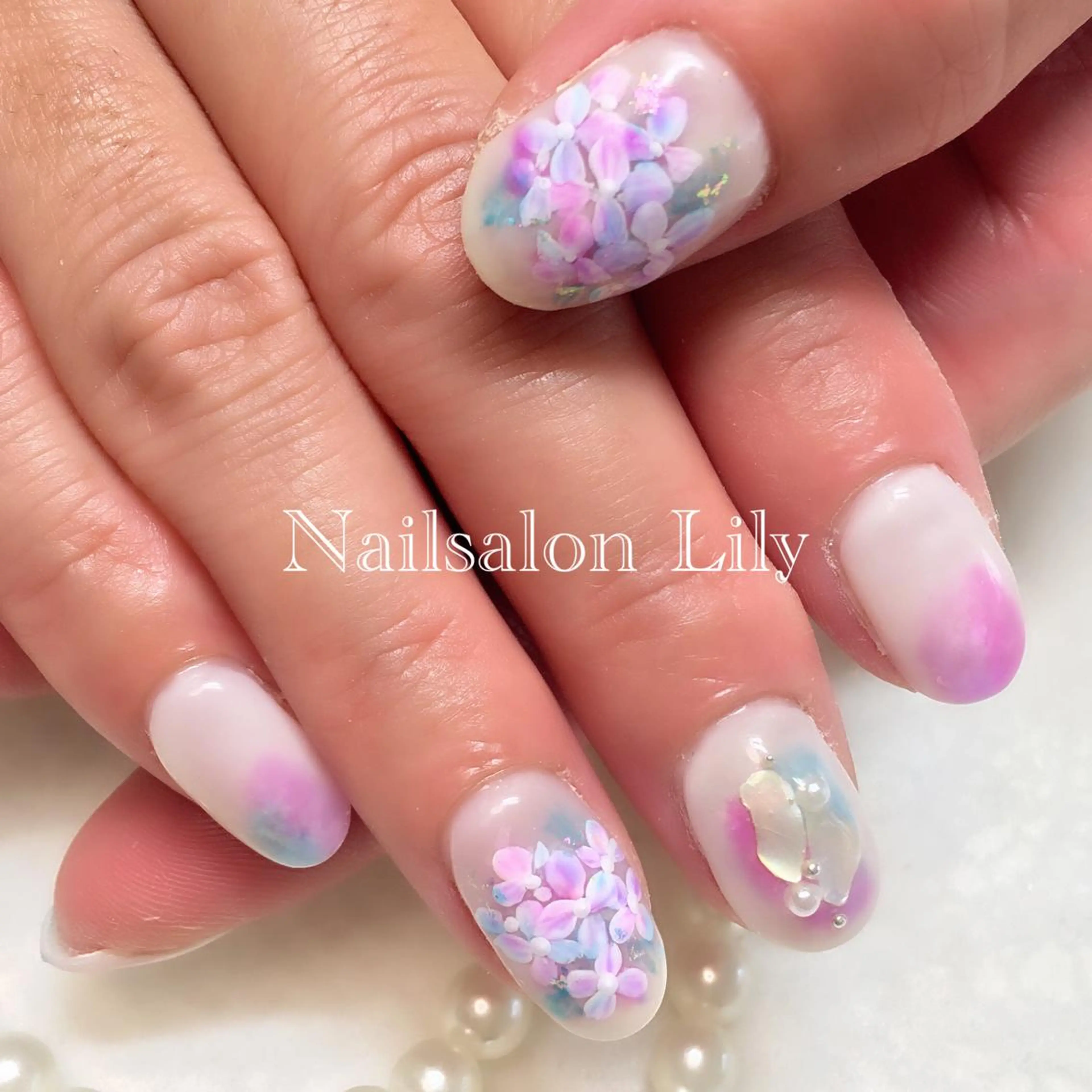 ネイル Lily*nail 🌻Mii🌻のネイルデザイン
