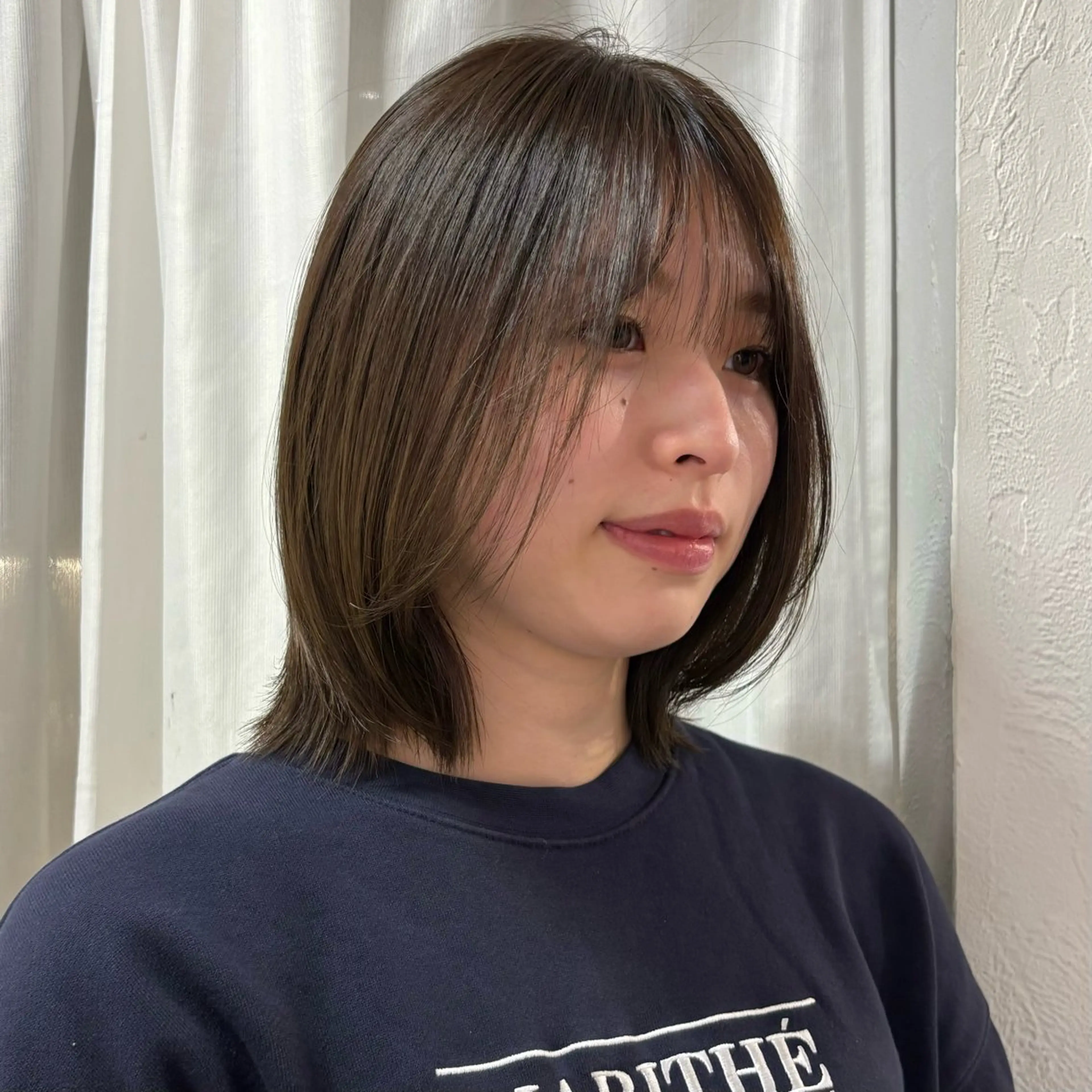 ミディアム カット ヘアカラー トリートメント 盛れる透明感カラー・ momokaのヘアスタイル