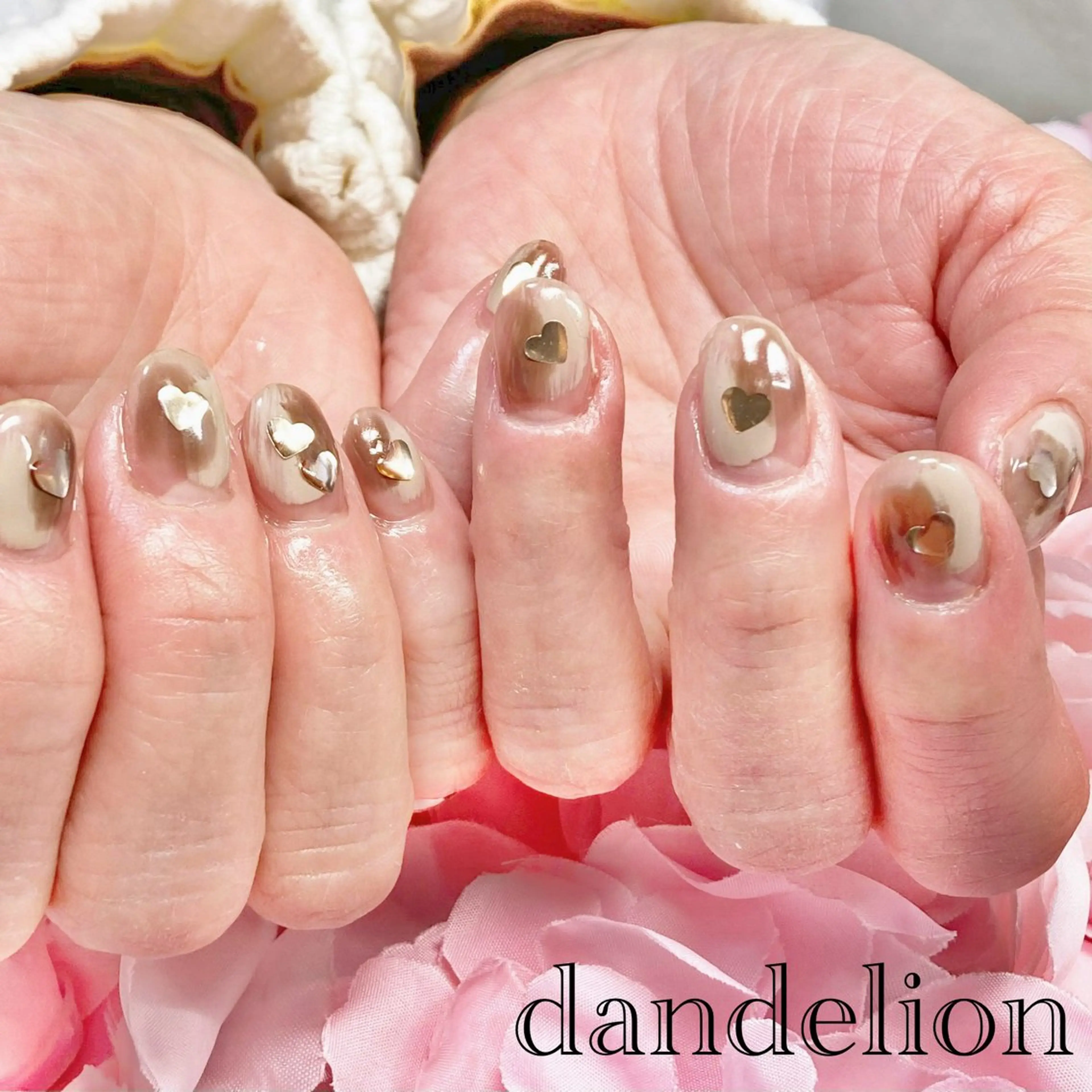 ネイル ハンドネイル ハンドケア dandelion ダンデライオンのネイルデザイン