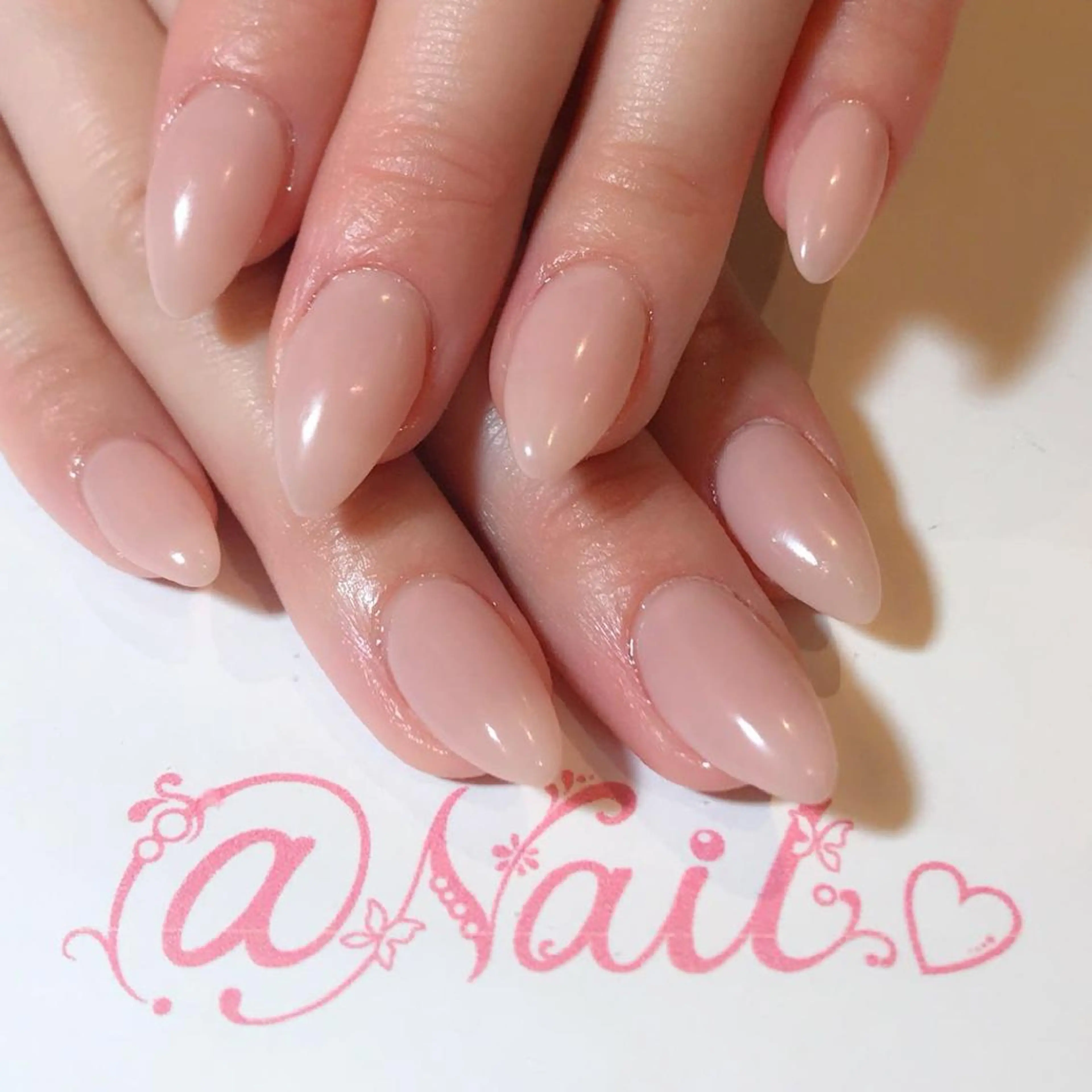 ネイル アートネイル フットネイル ジェルネイル 持ち込み ワンカラーネイル 小尾 栞のネイルデザイン