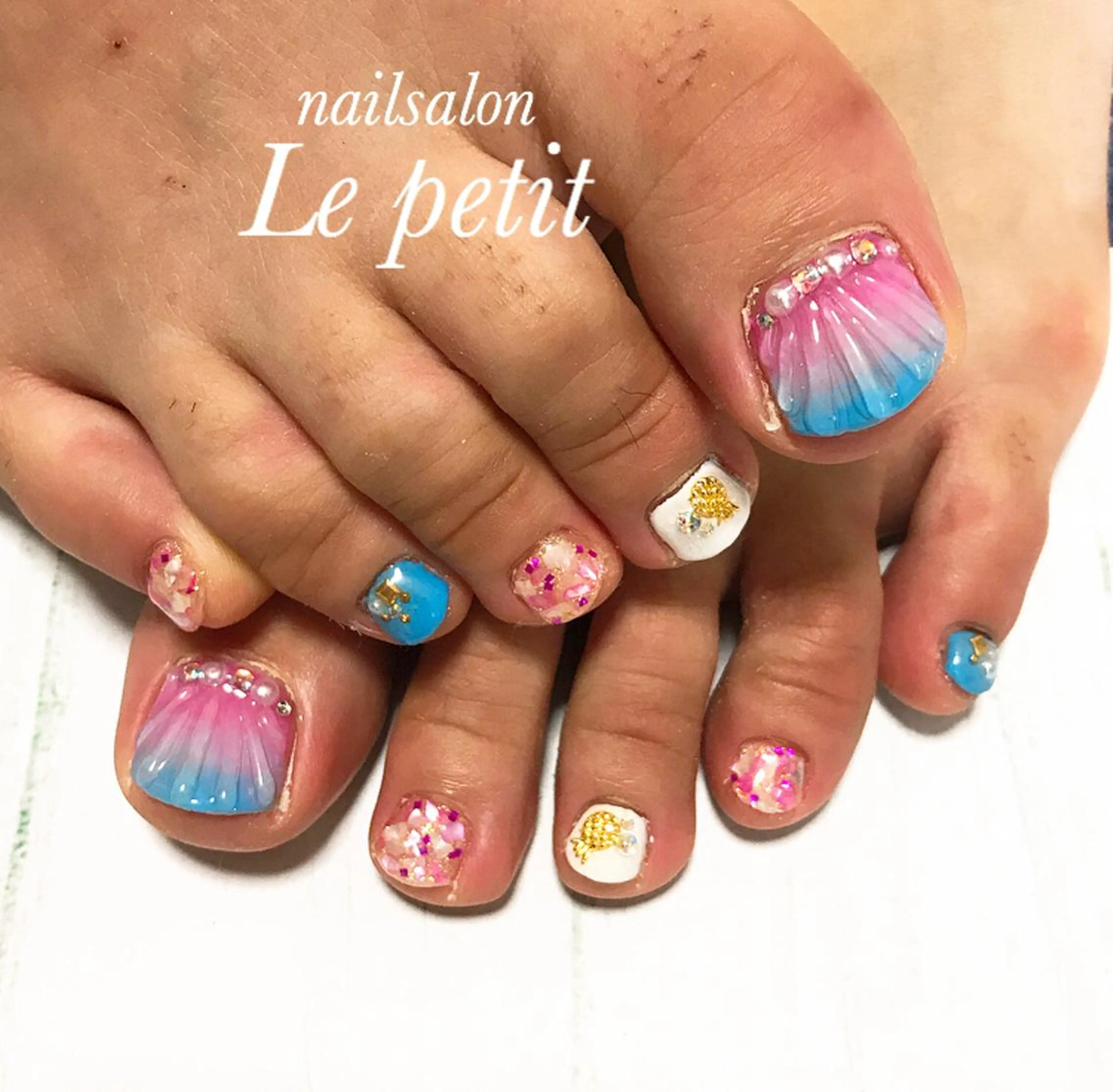 ネイル 石野 広佳のネイルデザイン