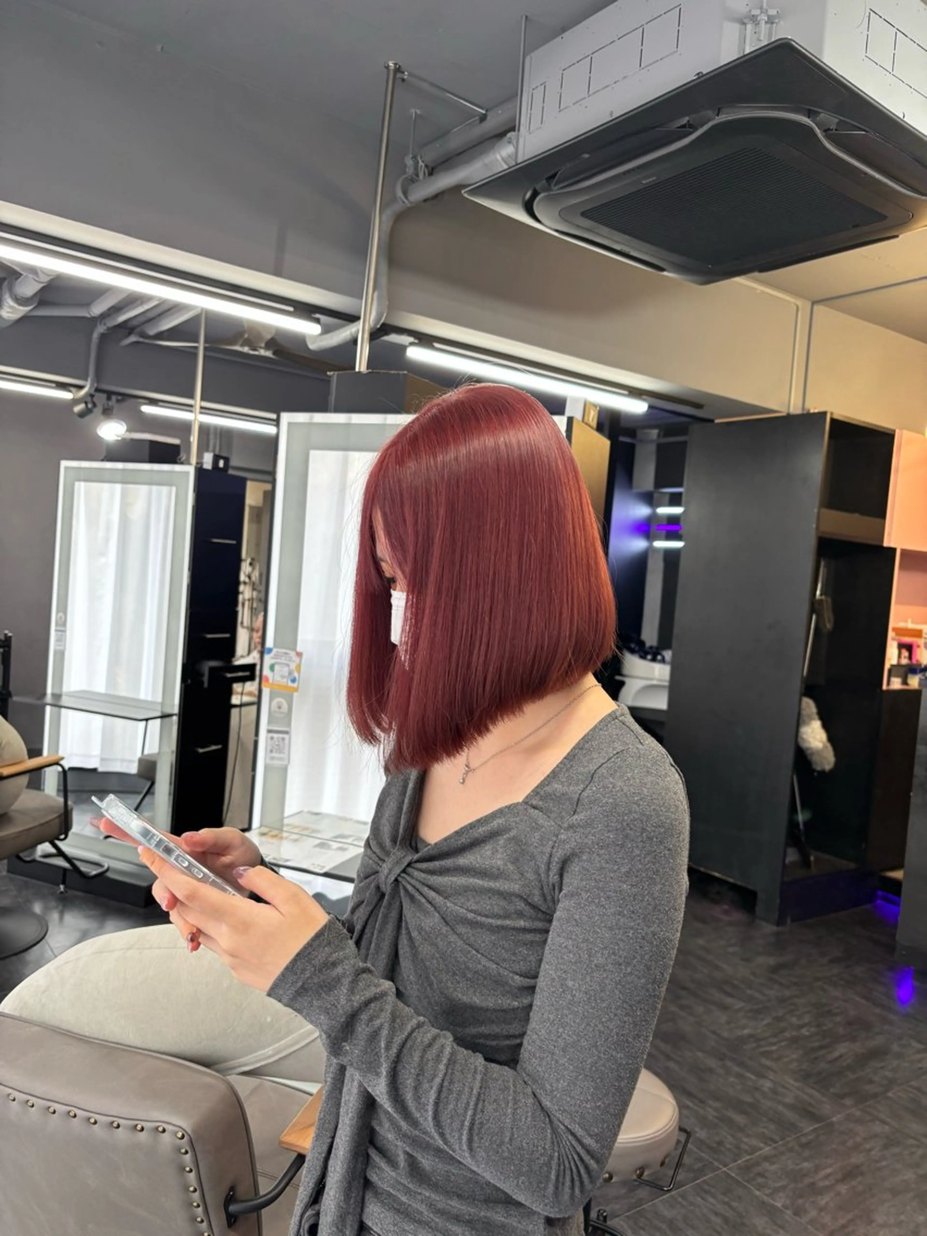 カラー 新垣 杏凜のヘアスタイル