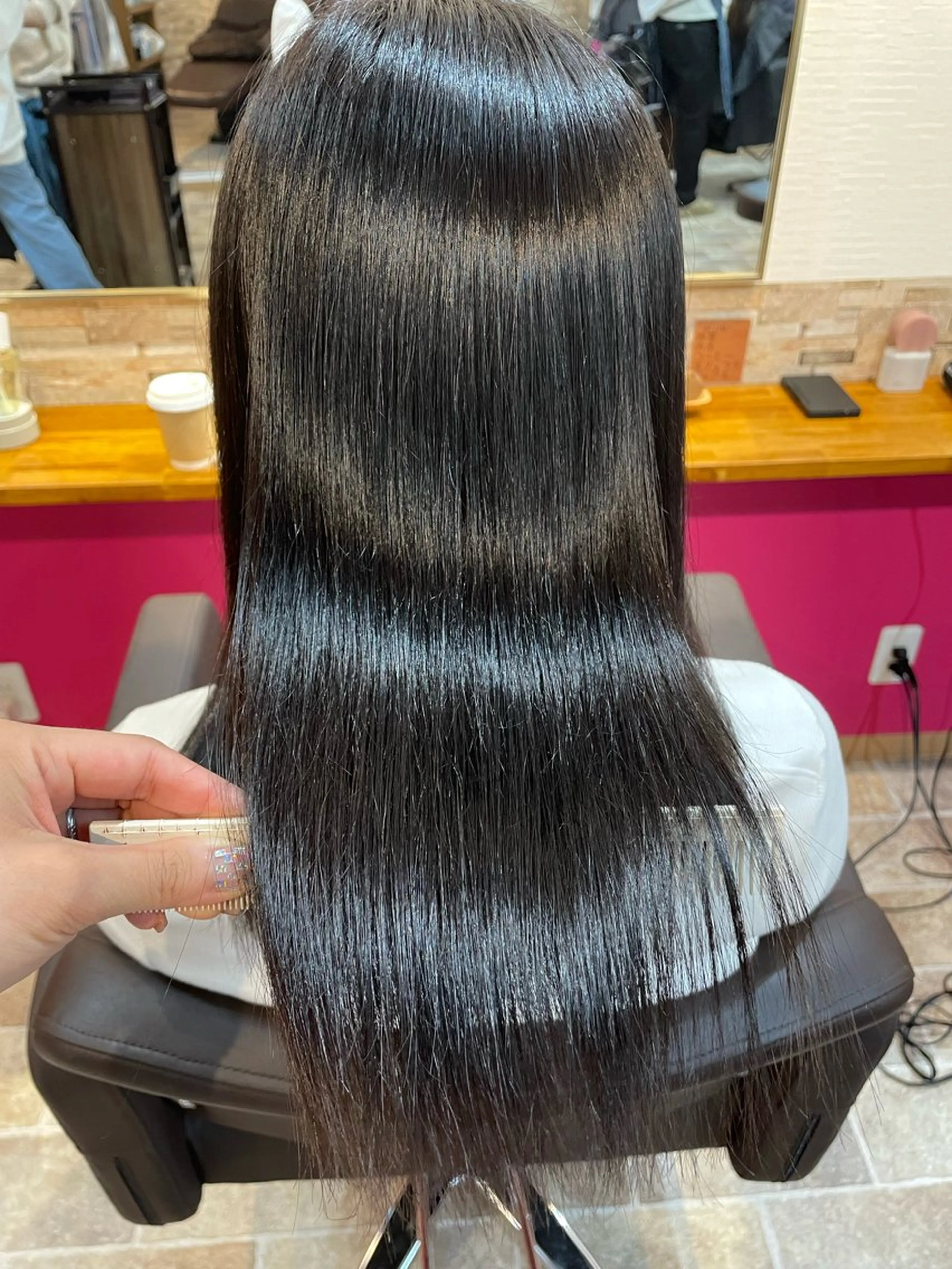 ロング カラー トリートメント ヘアカラー トリートメント YUI/ ブリーチカラー🌷のヘアスタイル