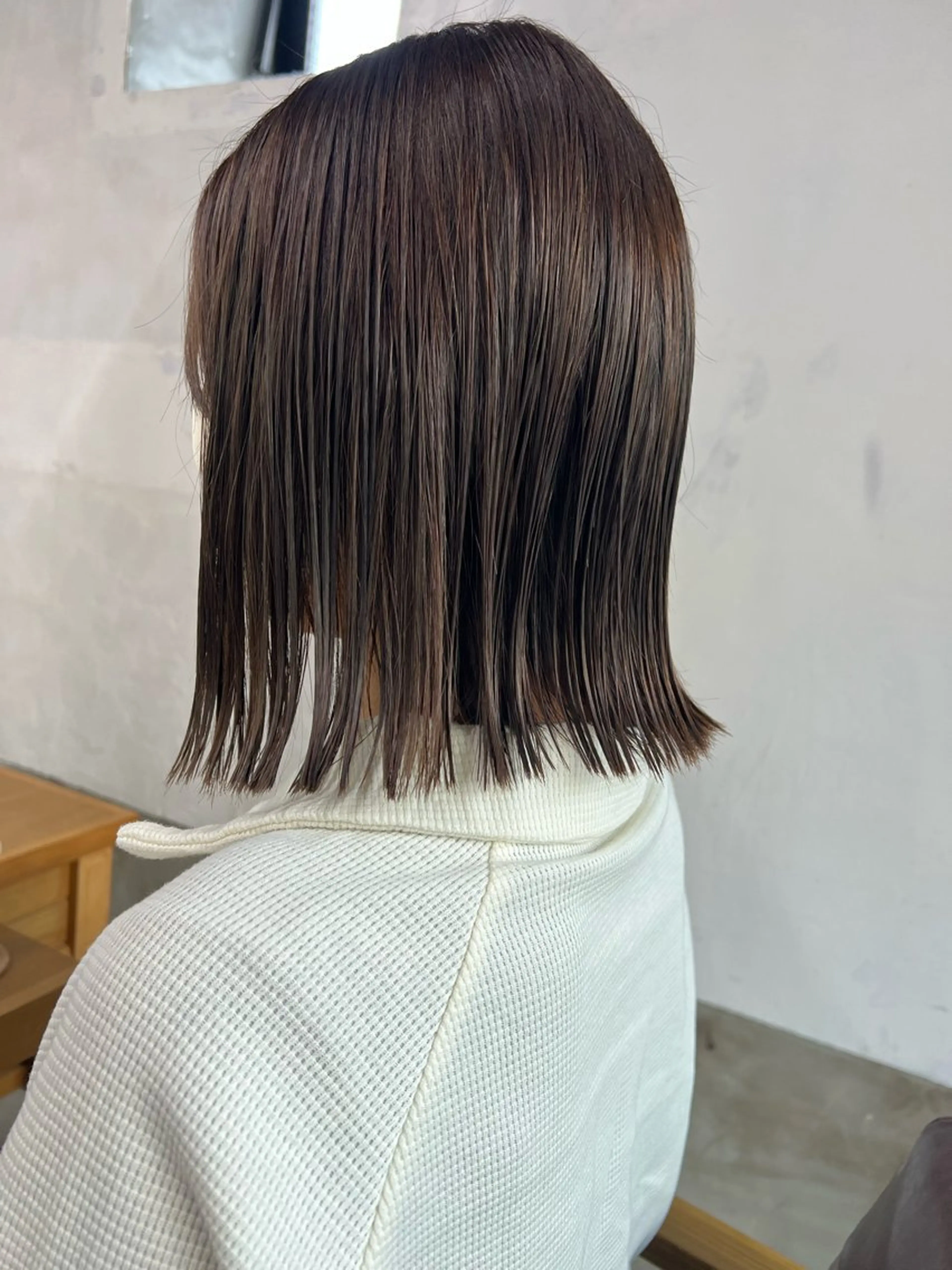 カラー 秋山 美奈のヘアスタイル