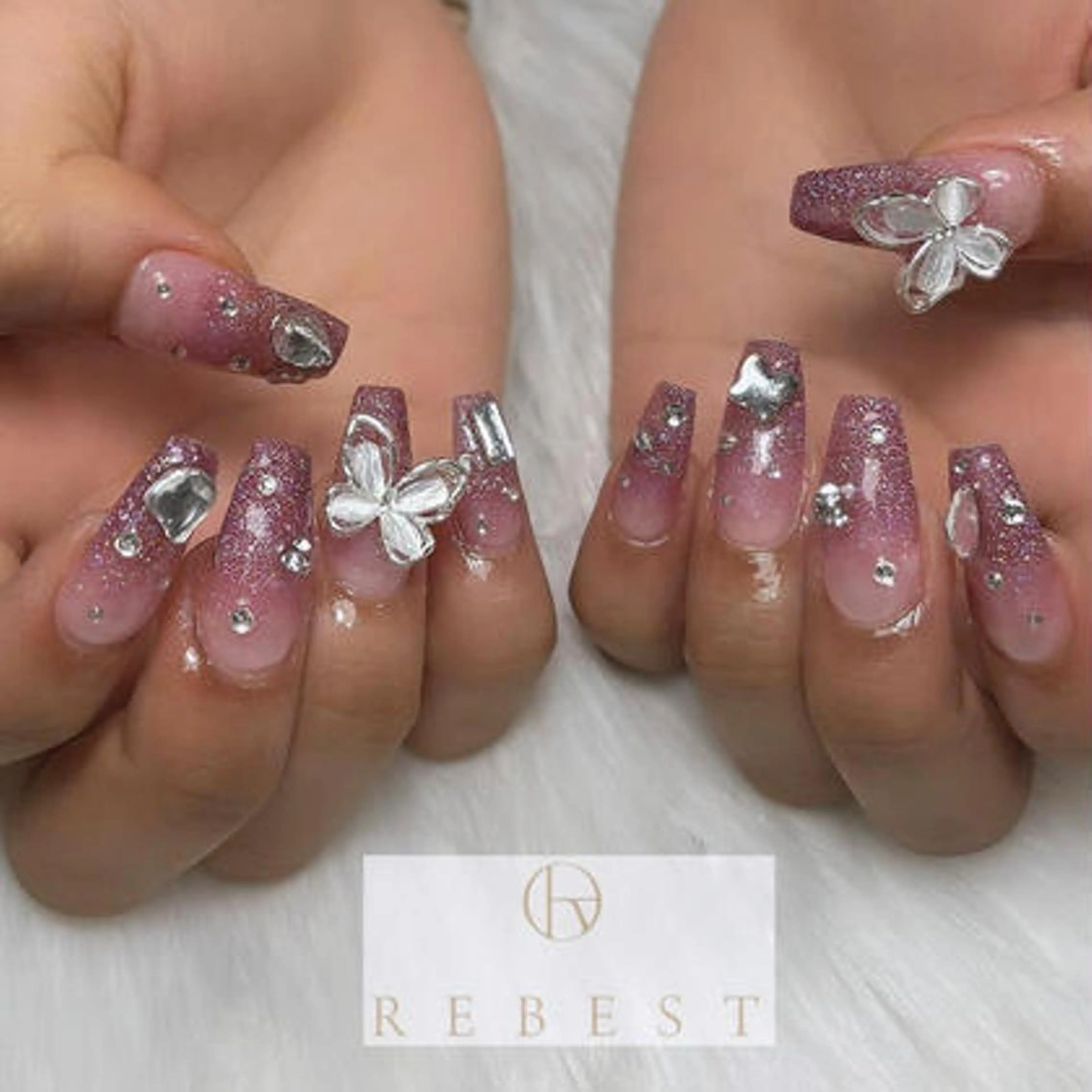 ネイル ハンドネイル -Rebest- NAIL心斎橋店💎のネイルデザイン