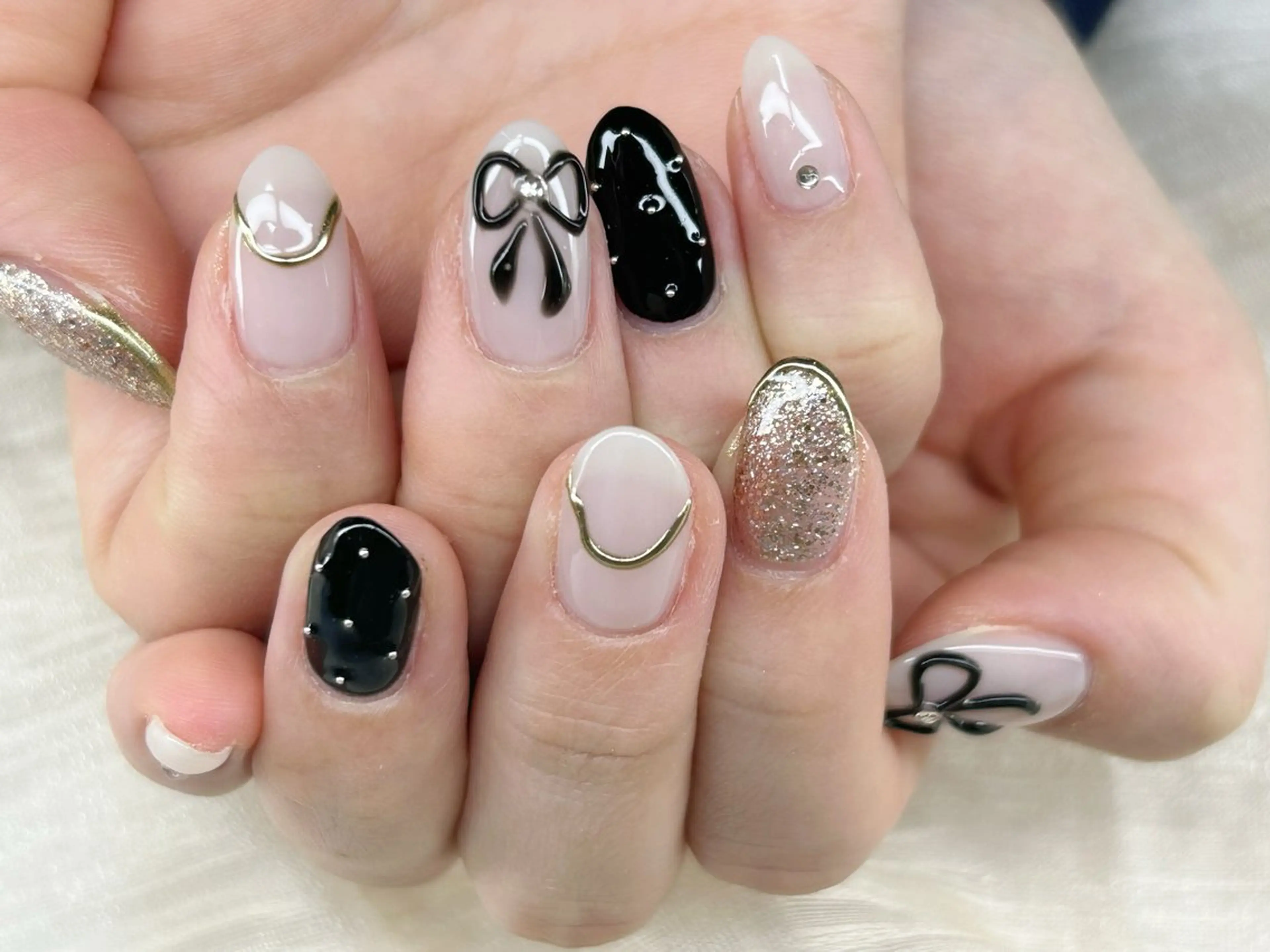 ネイル 成人式 長さ出し フットネイル マグネットネイル 持ち込み ハンドネイル Lino Nailのネイルデザイン