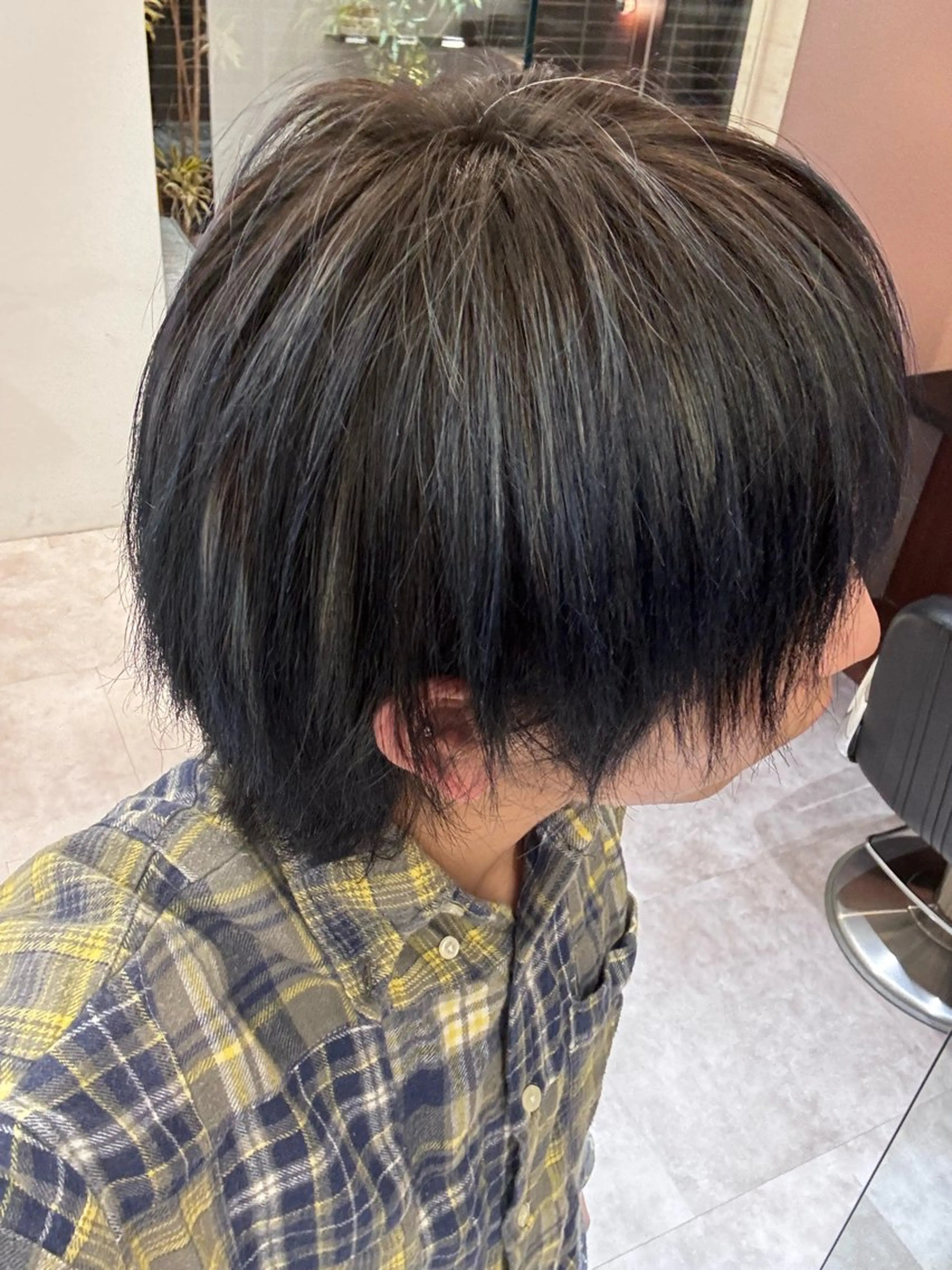 カラー メンズ メンズブリーチ アッシュ ブリーチ ブルーカラー Sayumi 🪐のヘアスタイル