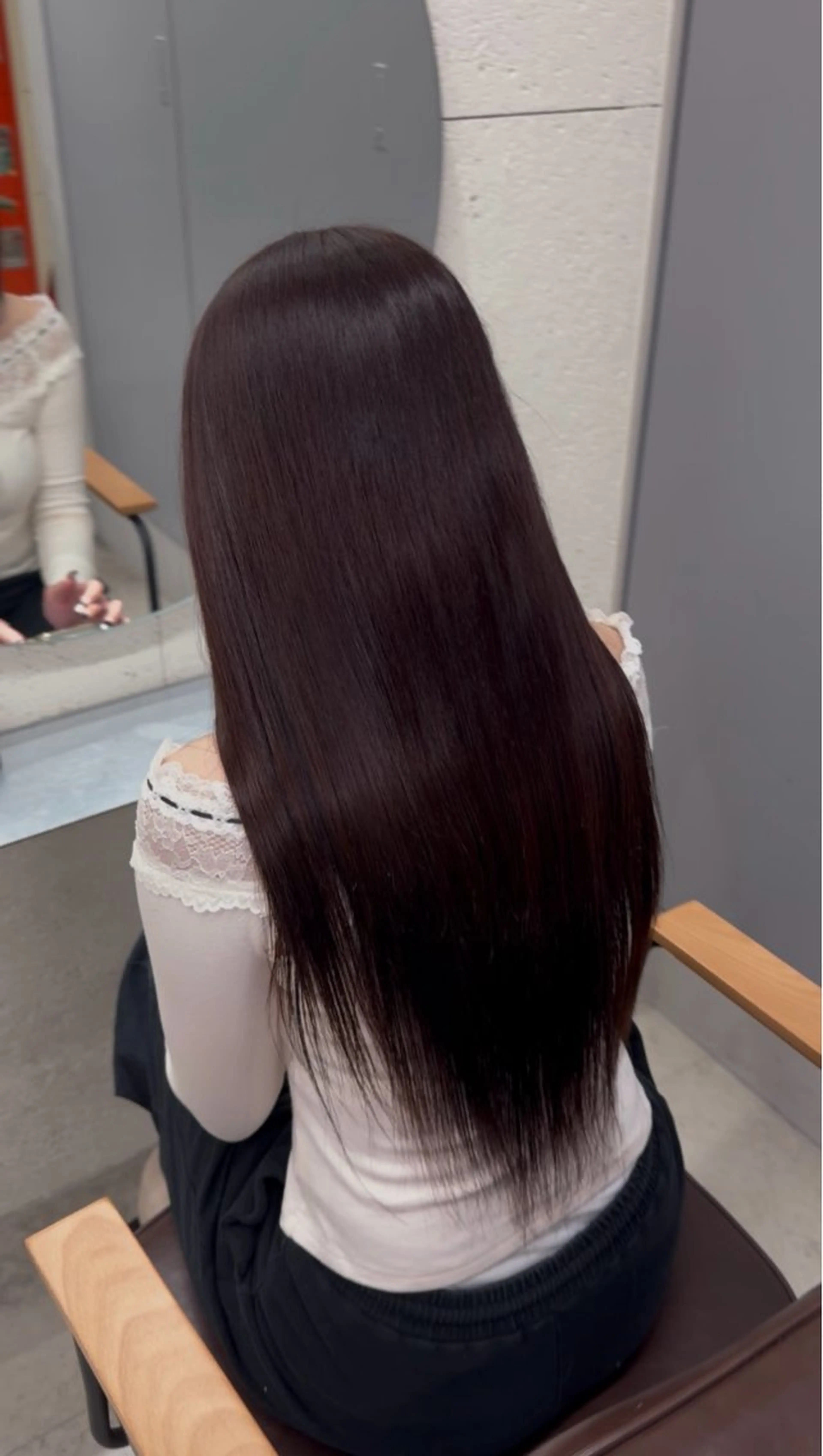 ロング ヘアカラー トリートメント 五十嵐 雅姫のヘアスタイル