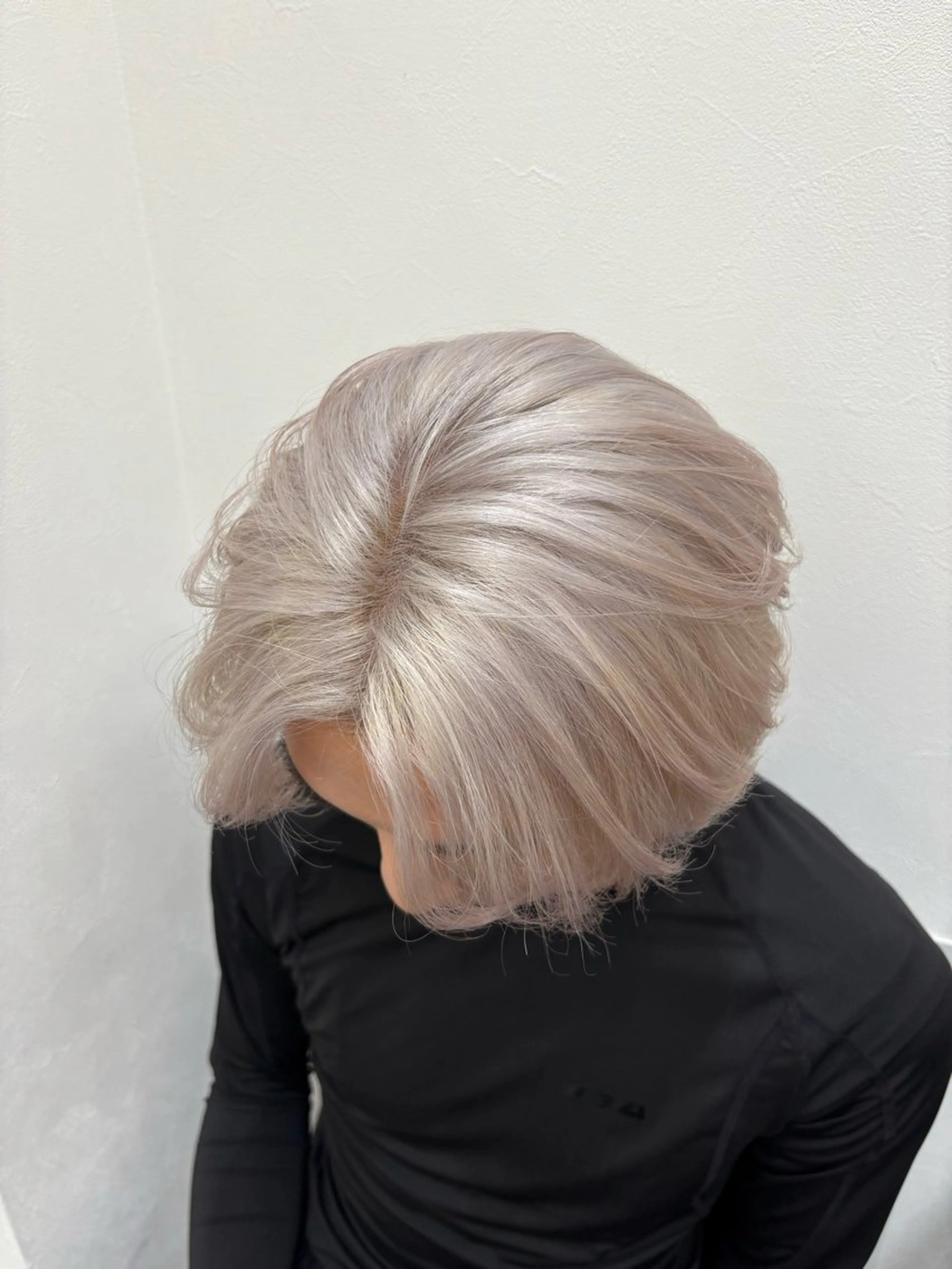 カラー シルバー ホワイトシルバー カット￥1100 🎀Yuri︎のヘアスタイル