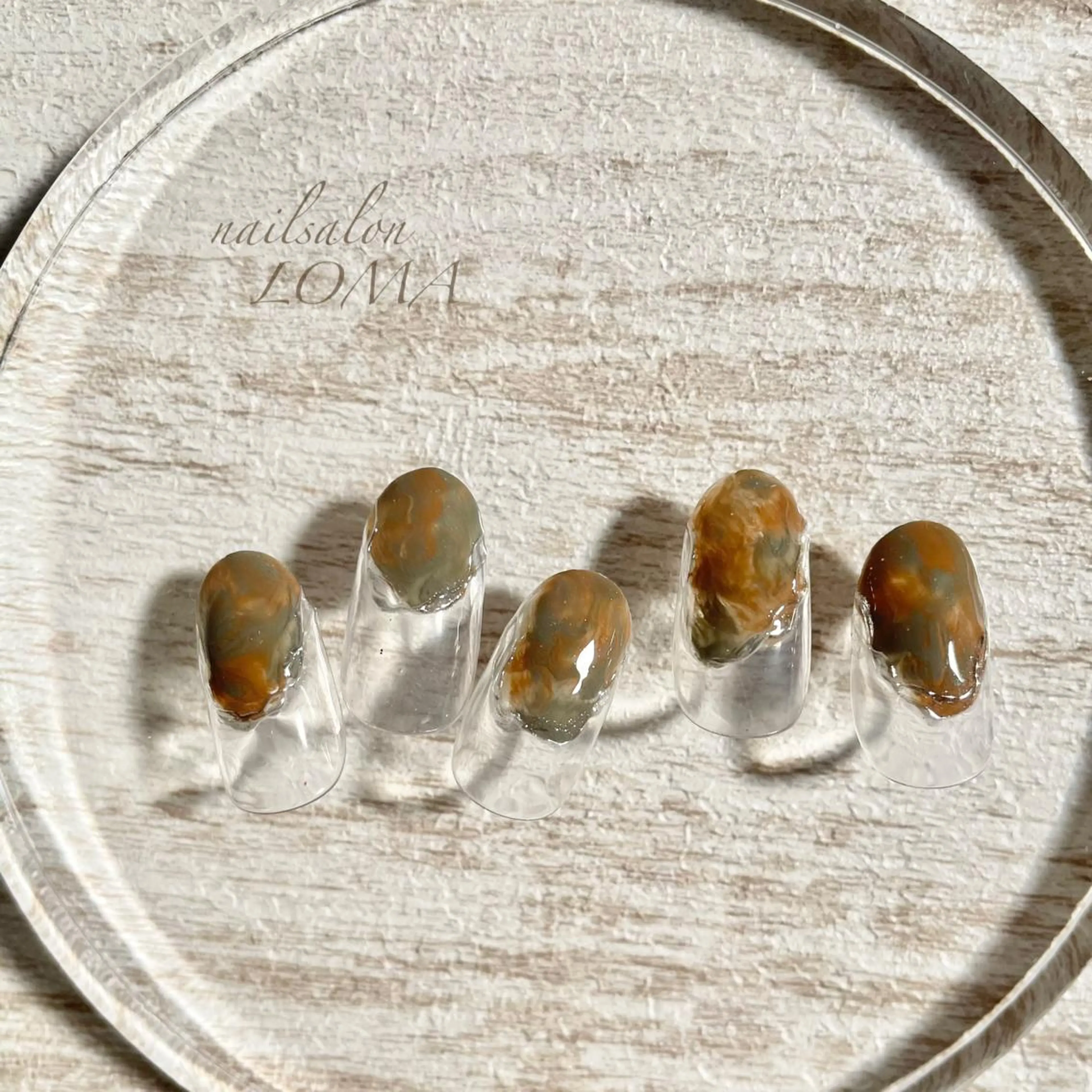 ネイル ミラーネイル ニュアンスネイル m-nail 🌙minamiのネイルデザイン