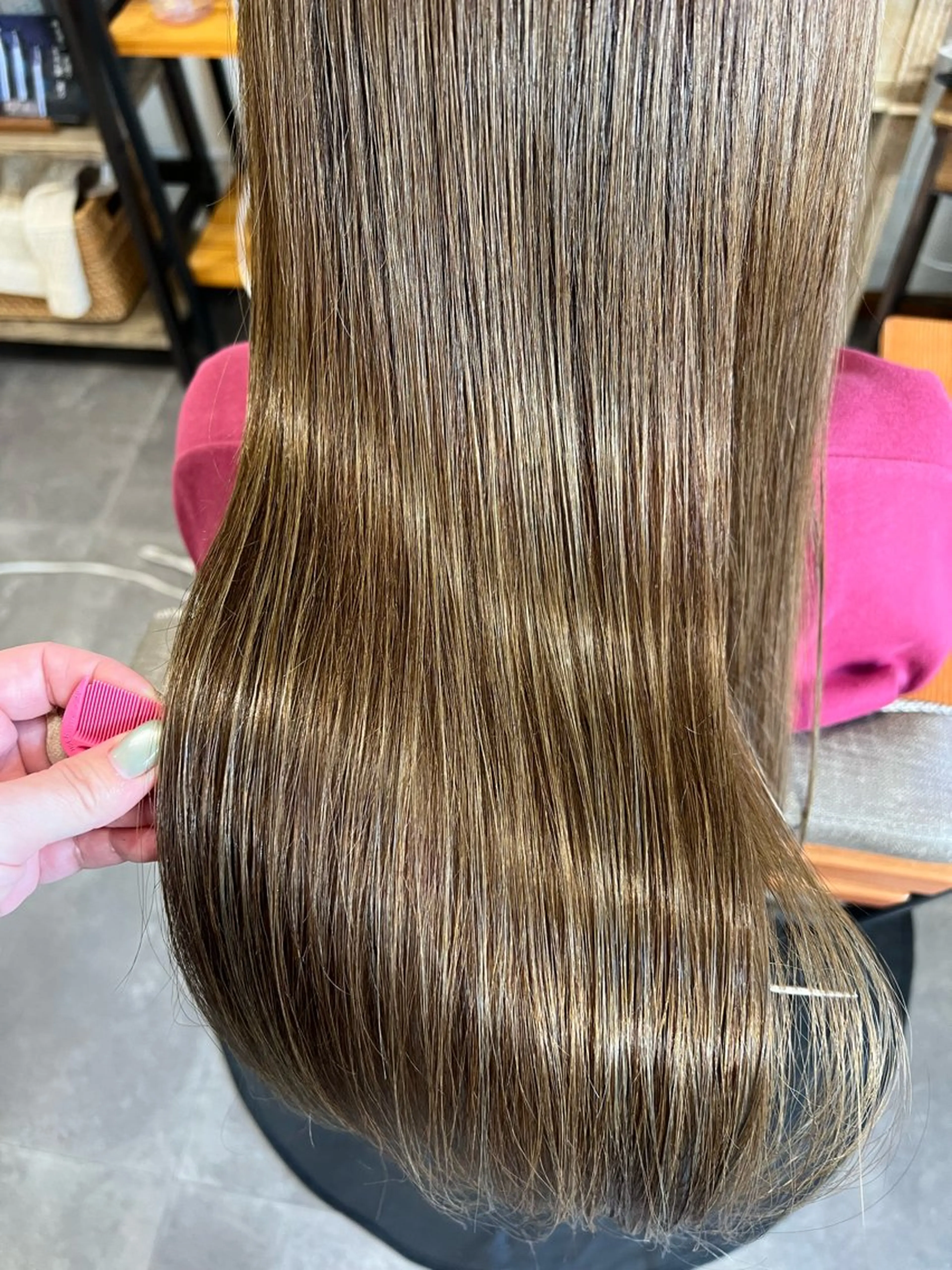 ロング トリートメント hair works raptureのヘアスタイル