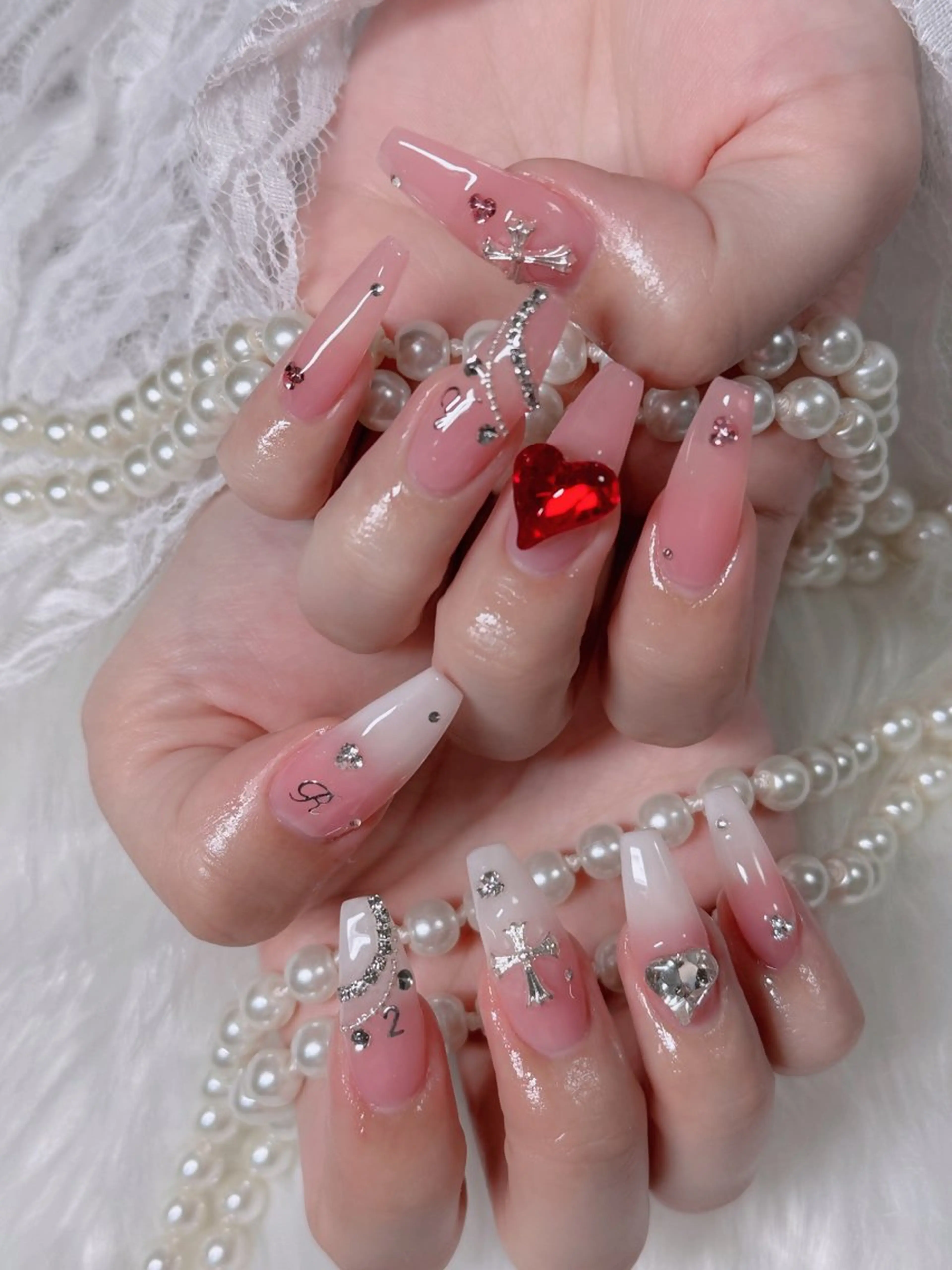 ネイル フレンチネイル ジェルネイル ハロウィン キラキラネイル 韓国ネイル ハンドネイル H.baby Nail Salonのネイルデザイン