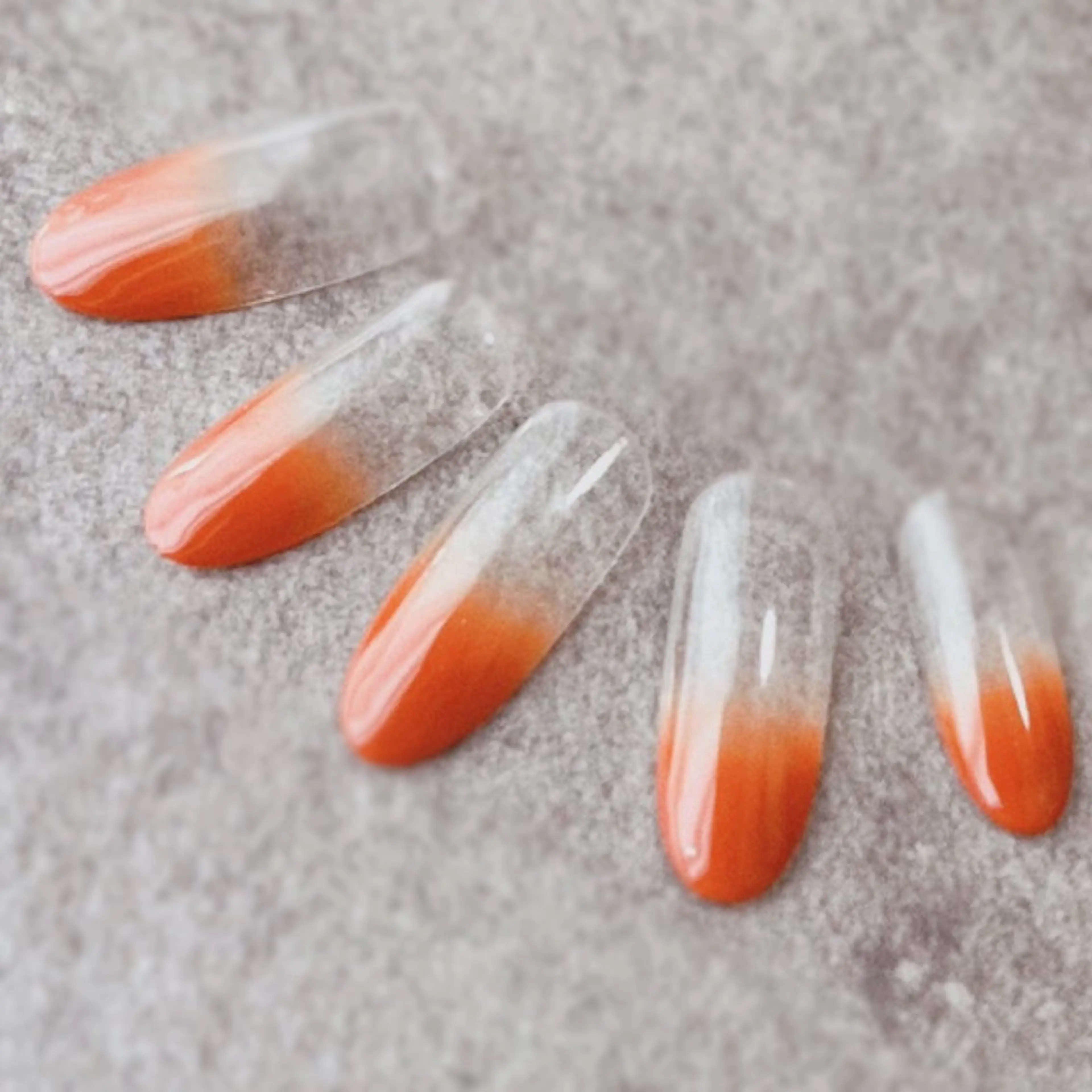 オフ有り●カラーグラデーション（ジェルオフ・クイックケア込み）の写真