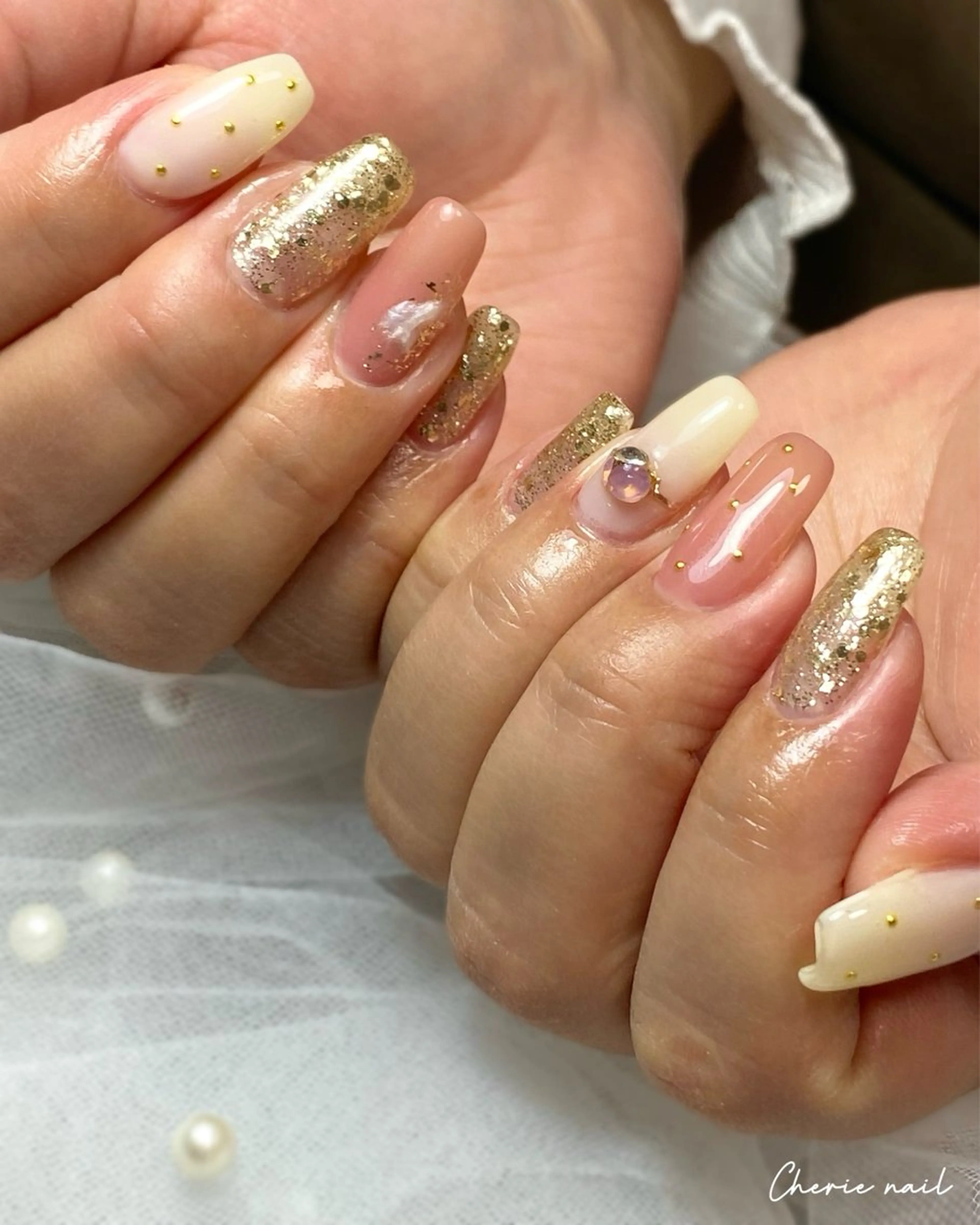 ネイル ジェルネイル ラメ(グリッター) ニュアンスネイル ピンク 春ネイル Cherienail yunaのネイルデザイン
