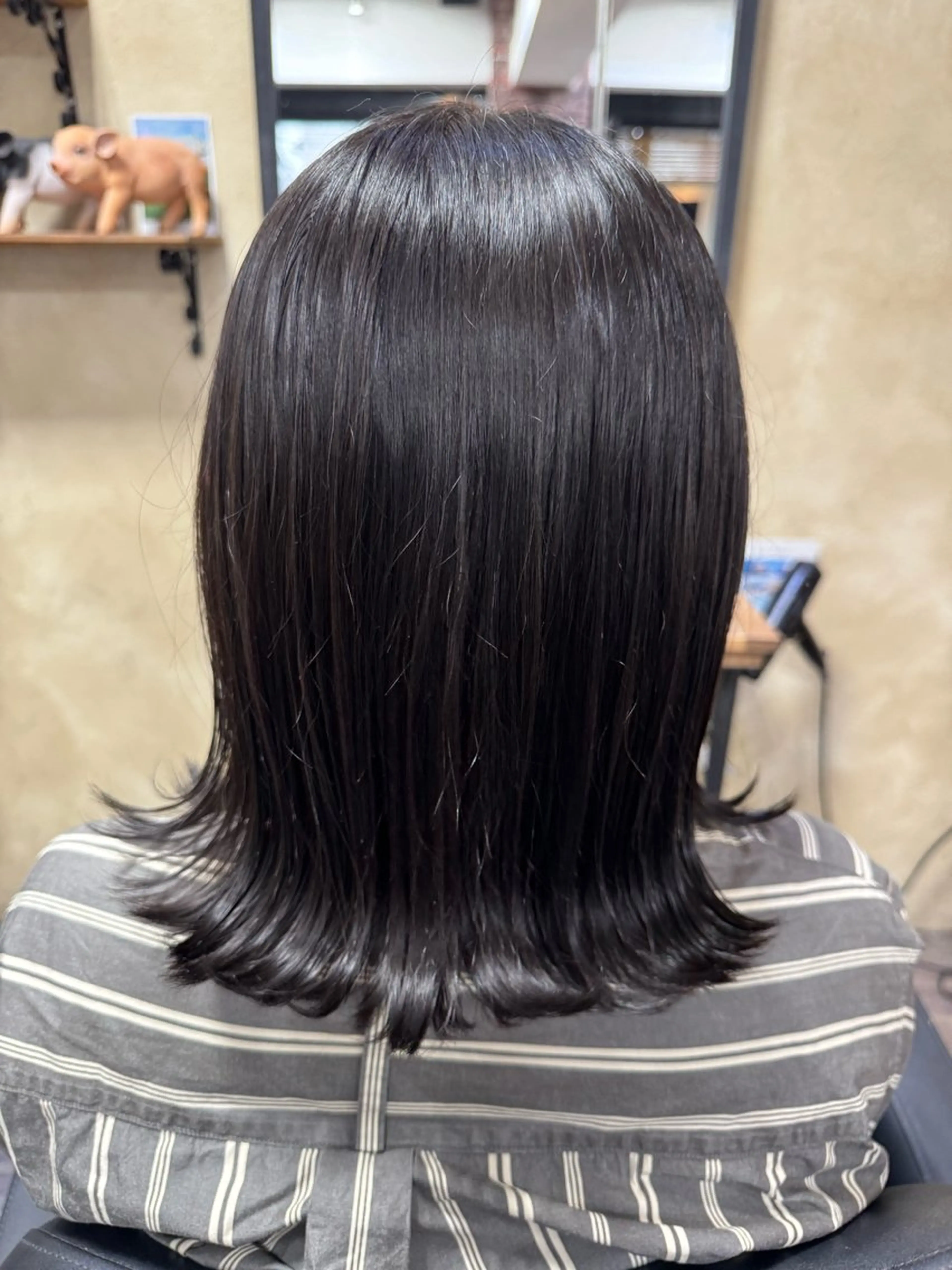 ミディアム ヘアカラー 艶カラー🎀 YUUKAのヘアスタイル