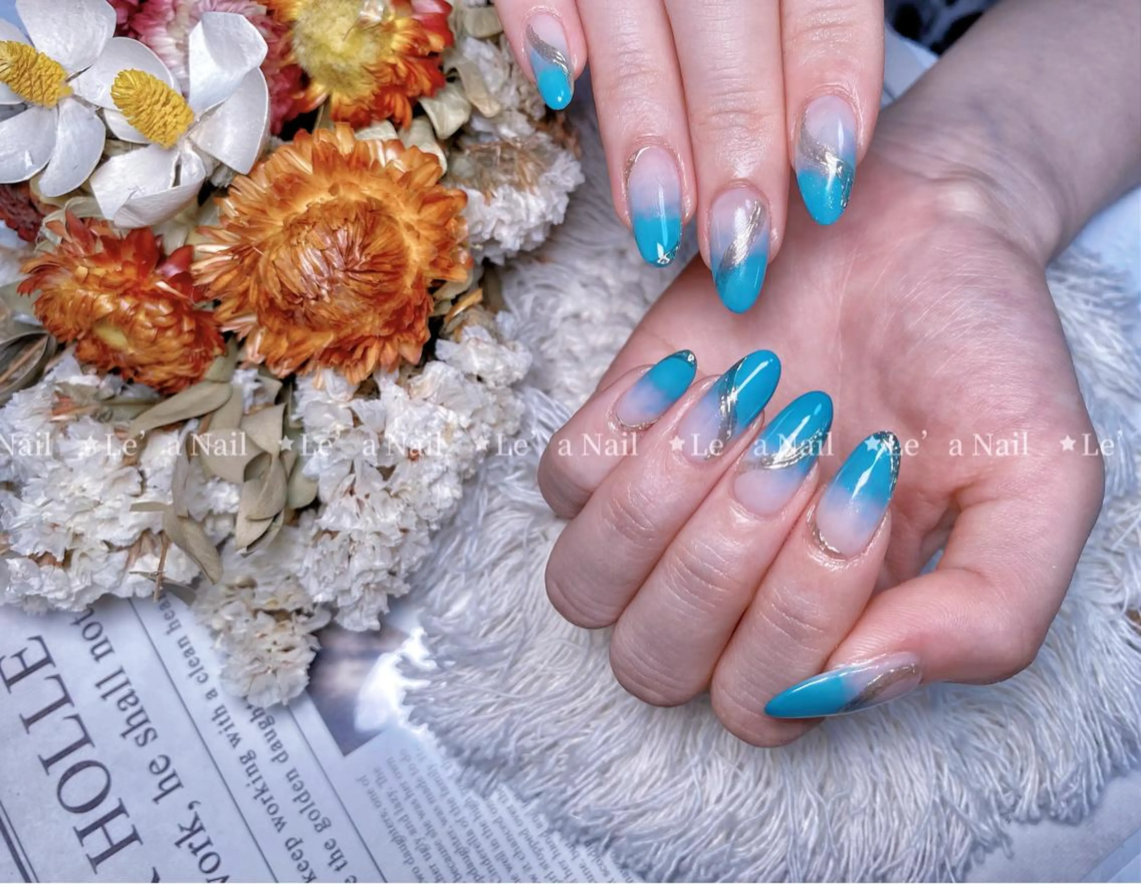 セミロング カラー ネイル Le’a NailSalonのネイルデザイン