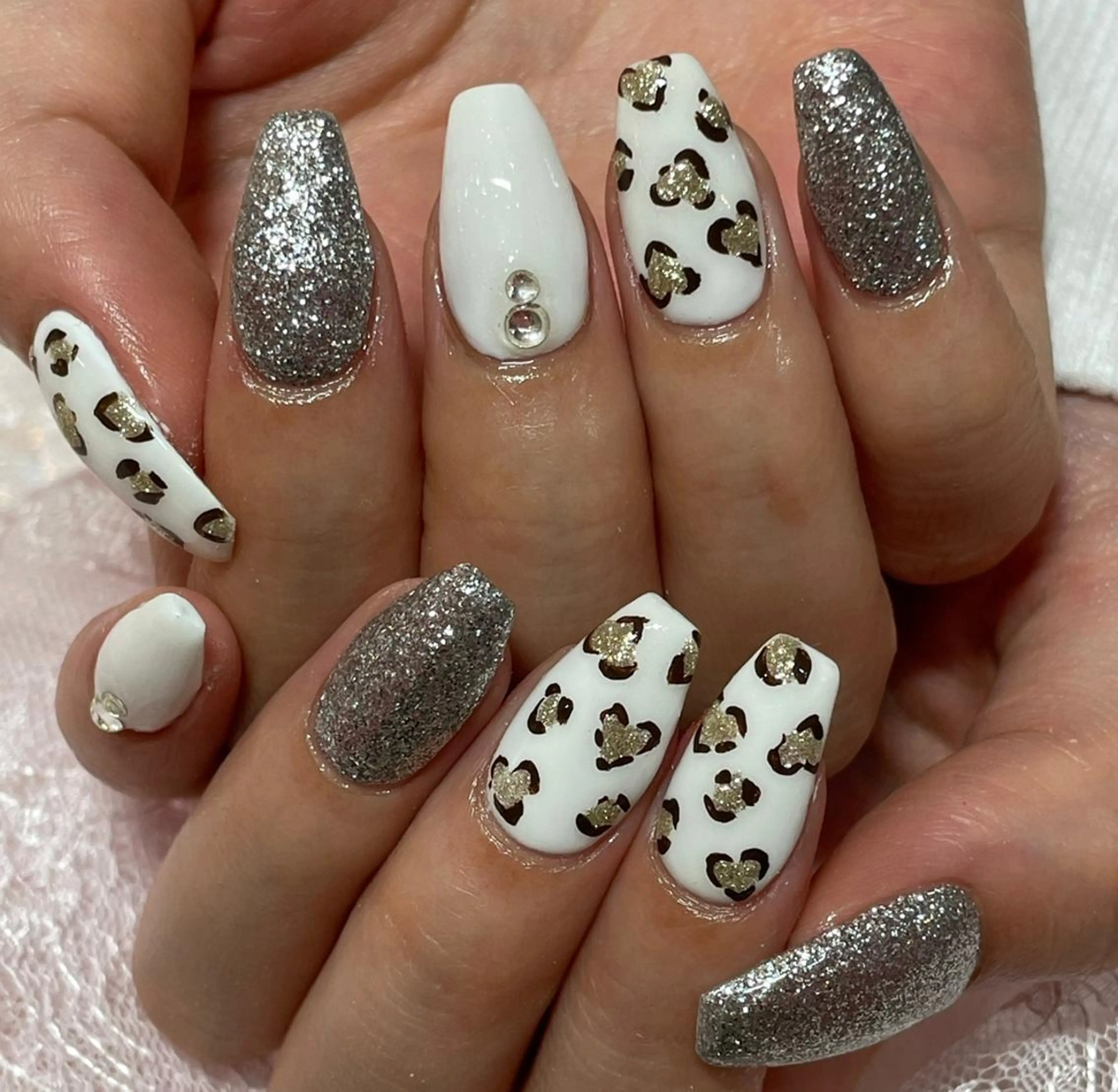 ネイル LUNA NAIL ayuのネイルデザイン