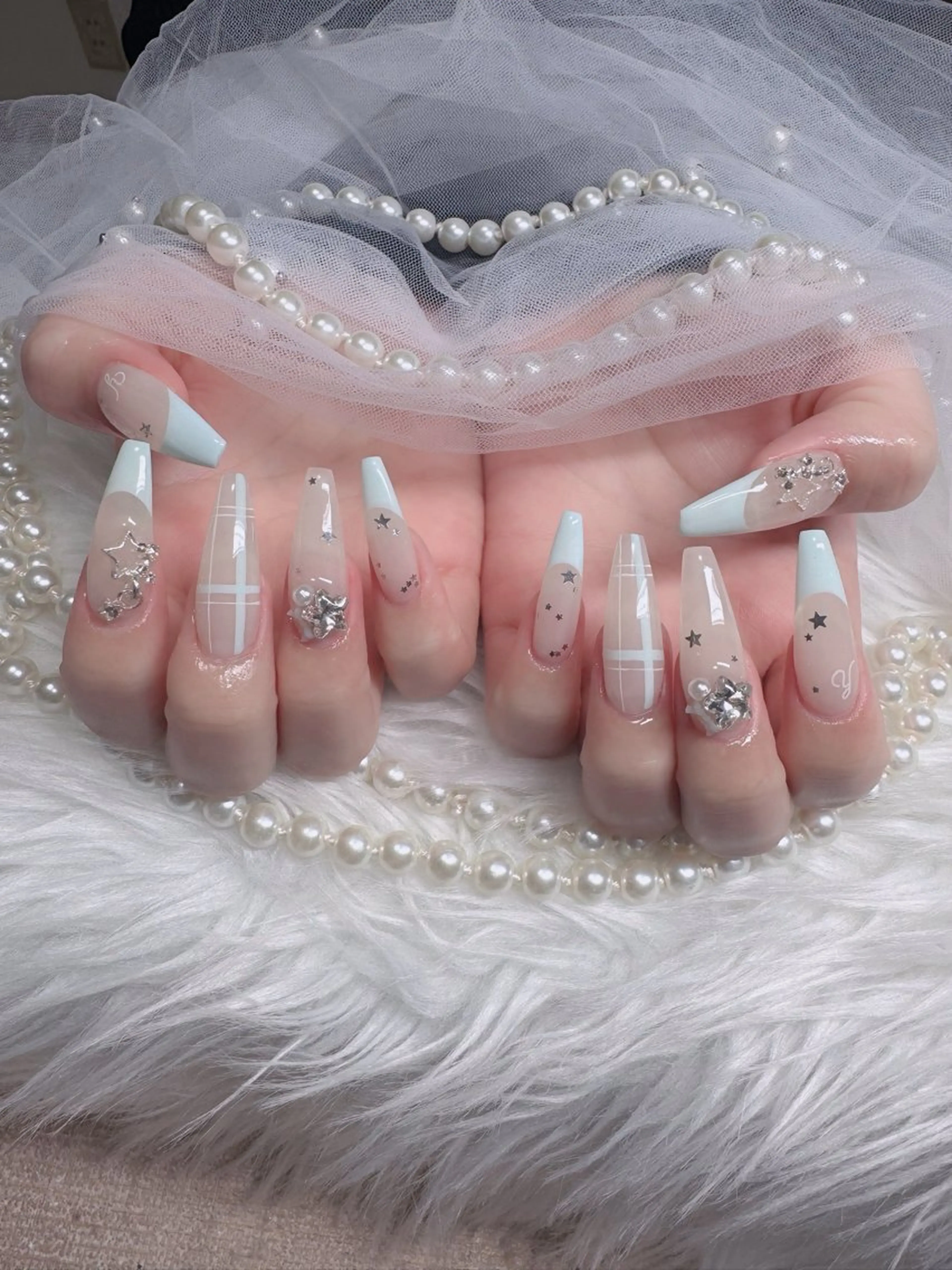 ネイル フレンチネイル ジェルネイル ガラスフレンチ ハロウィン ハート ハンドネイル H.baby Nail Salonのネイルデザイン
