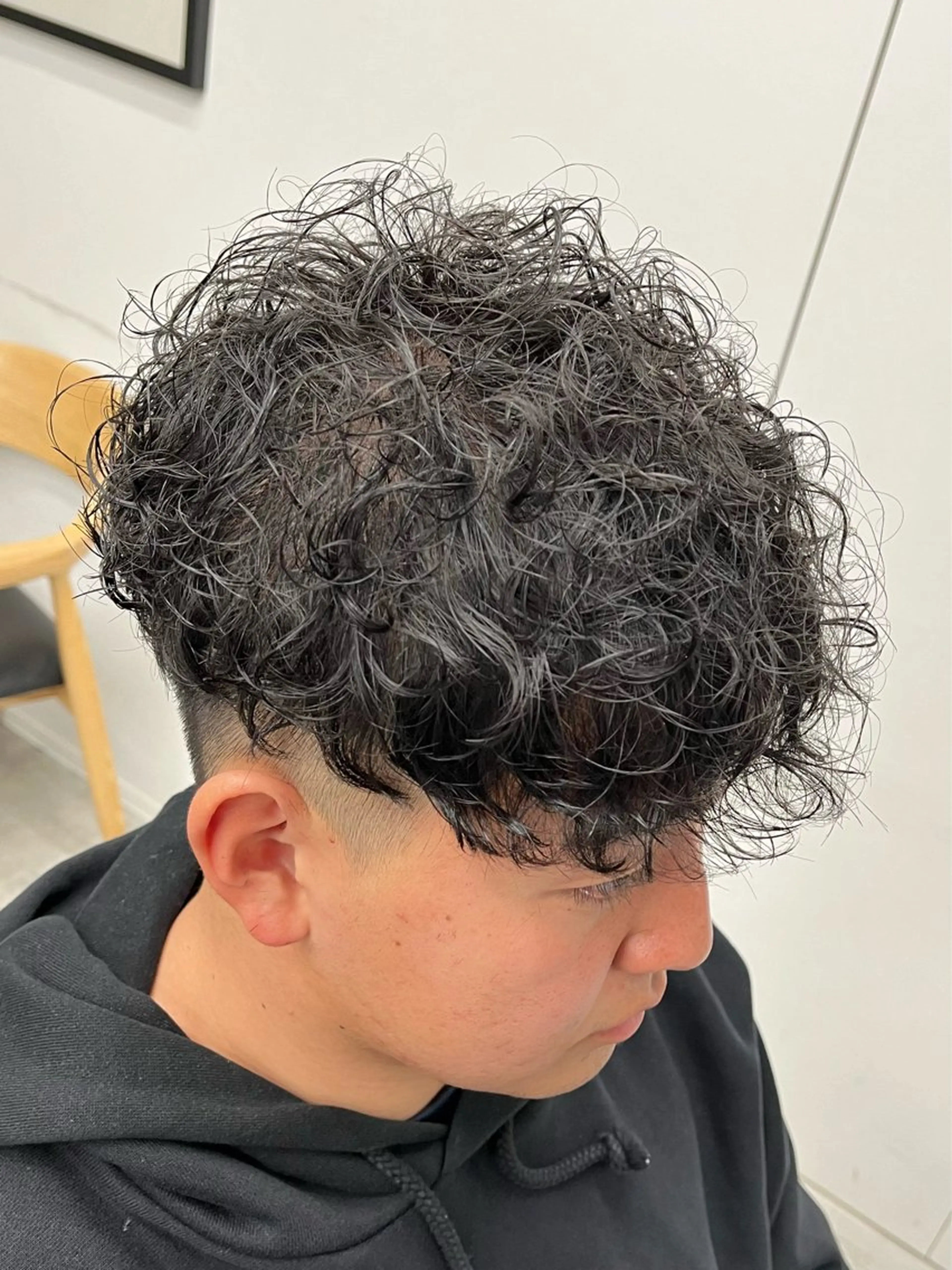 ショート パーマ メンズ メンズパーマ スペインカール カット パーマ 新潟メンズパーマ 新潟駅/小田拓実のヘアスタイル