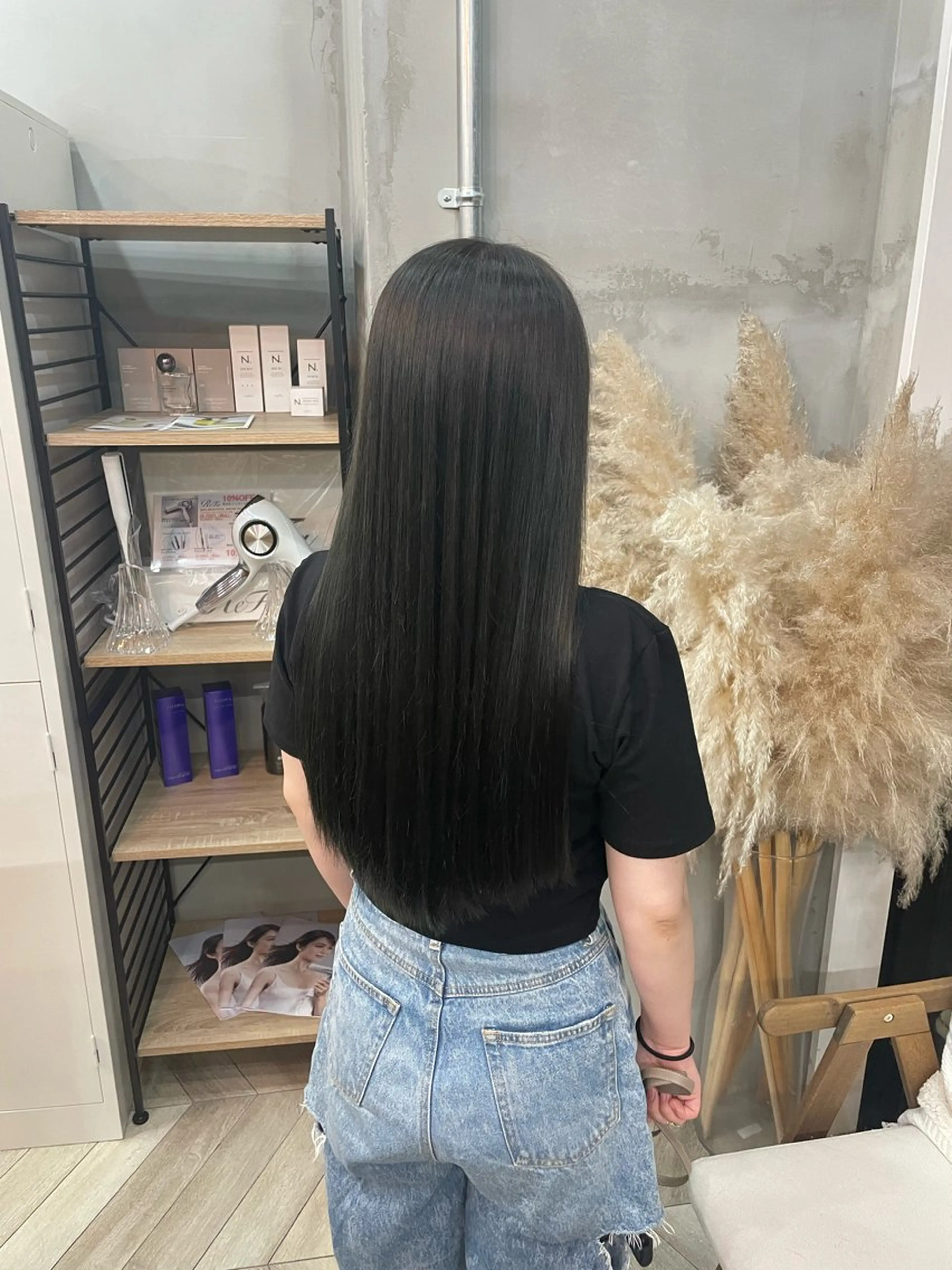 髪質改善ストレート（縮毛矯正）➕艶出しトリートメントの写真