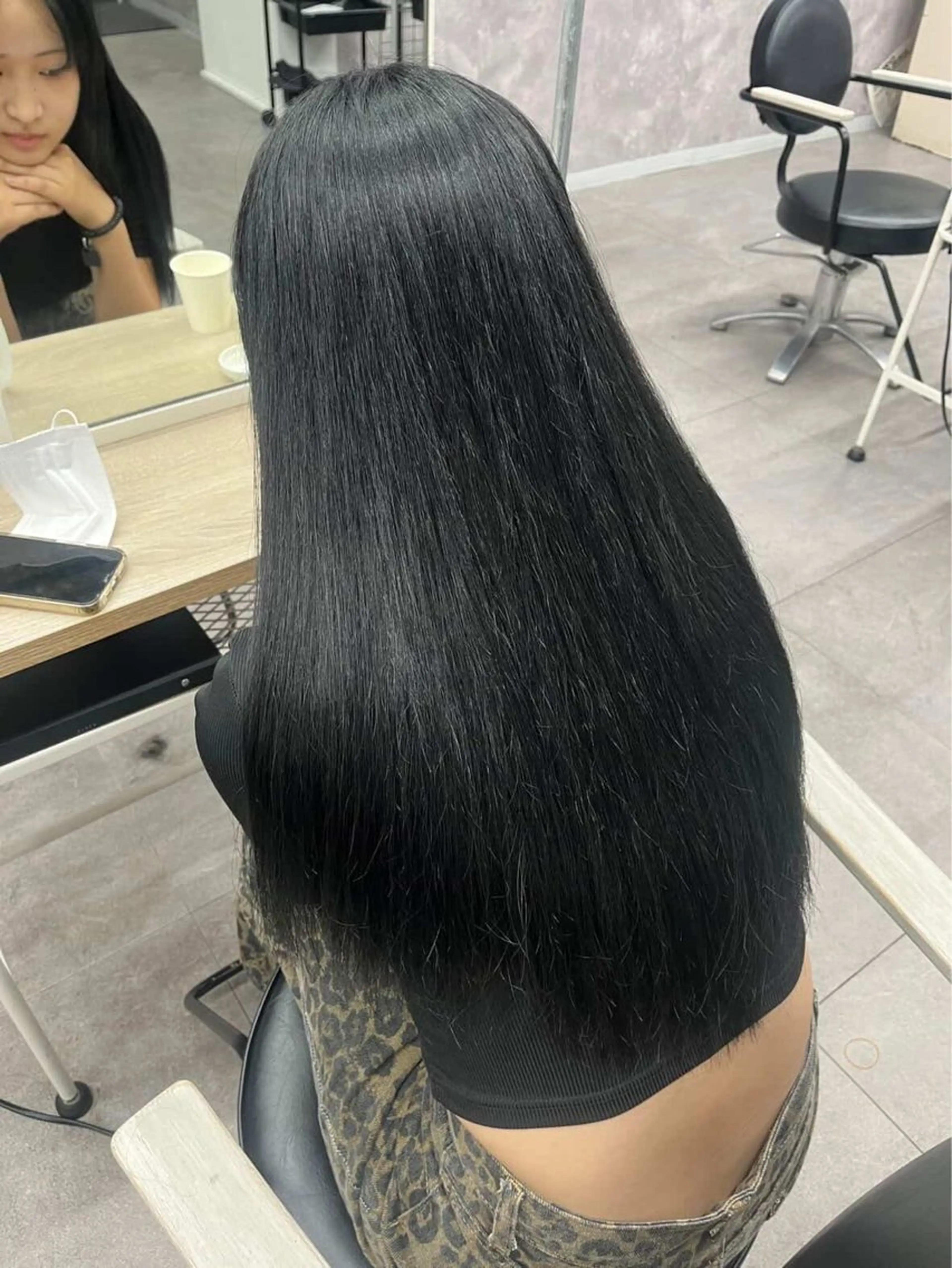 ロング カラー サトウ ユメリのヘアスタイル