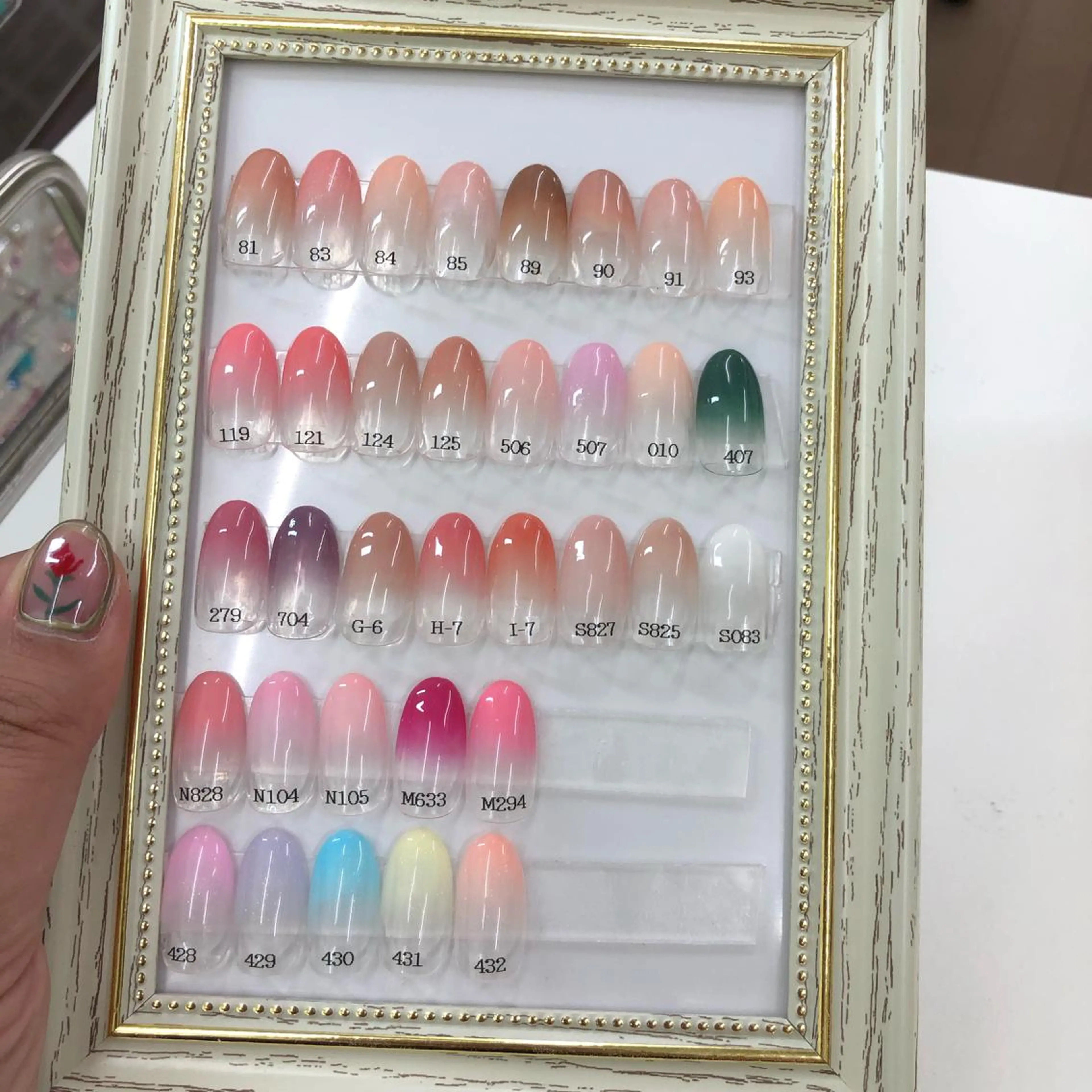 ネイル グラデーション SAKURA nailのネイルデザイン