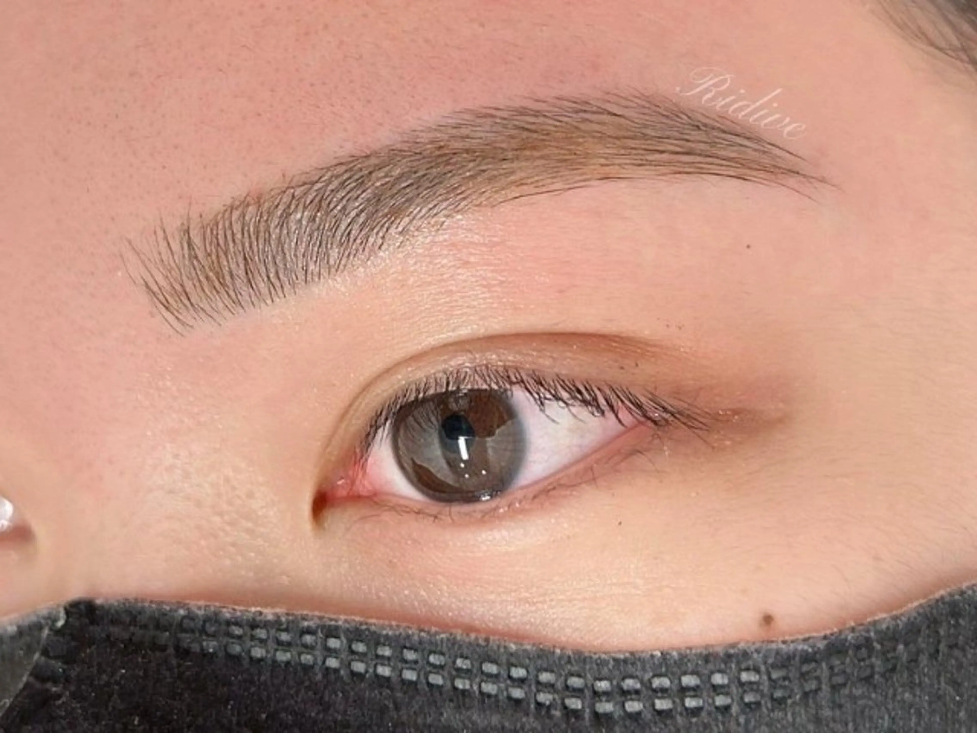 アイブロウ Ridive Minamiのマツエク・マツパデザイン