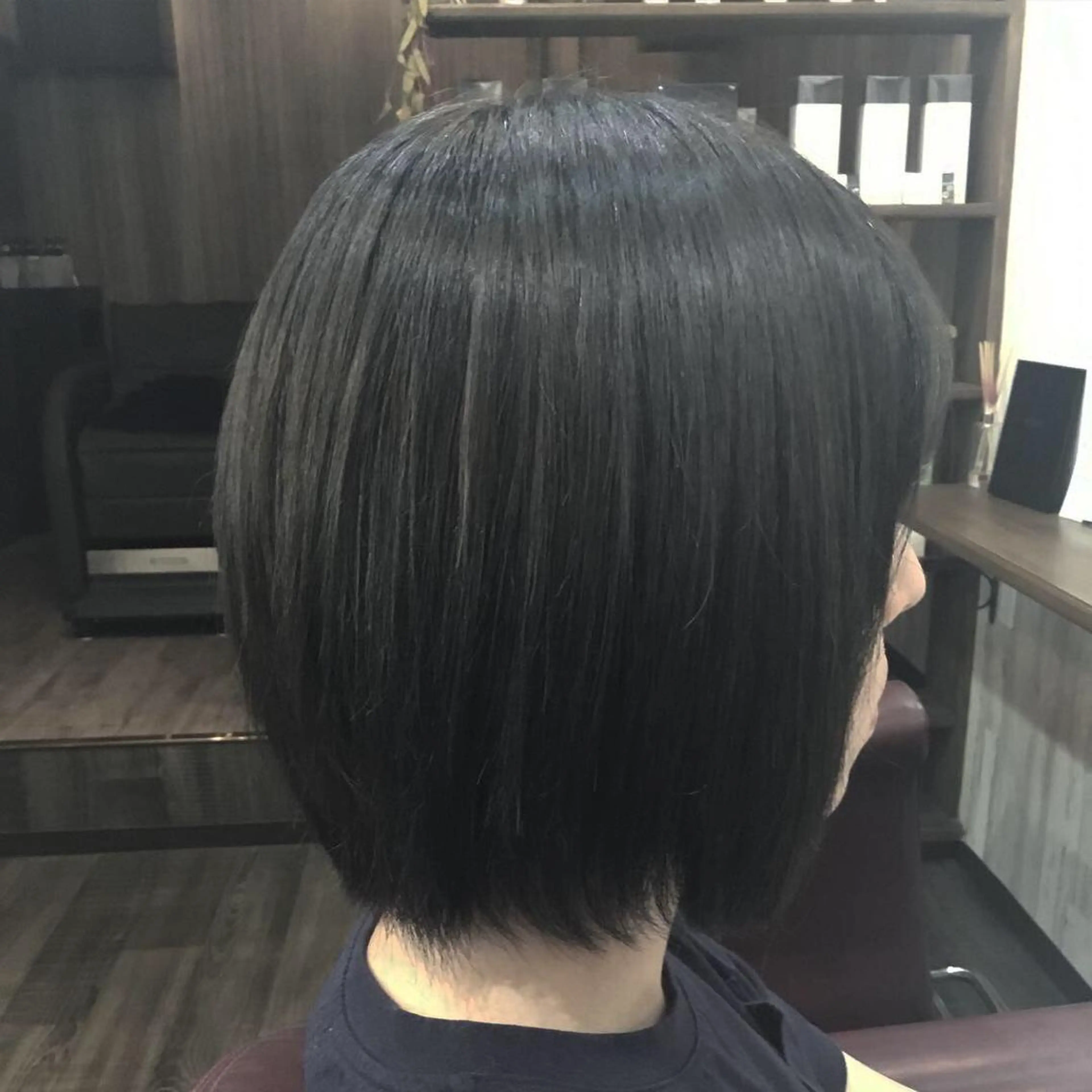 ショート カラー パーマ 金崎 新吾のヘアスタイル