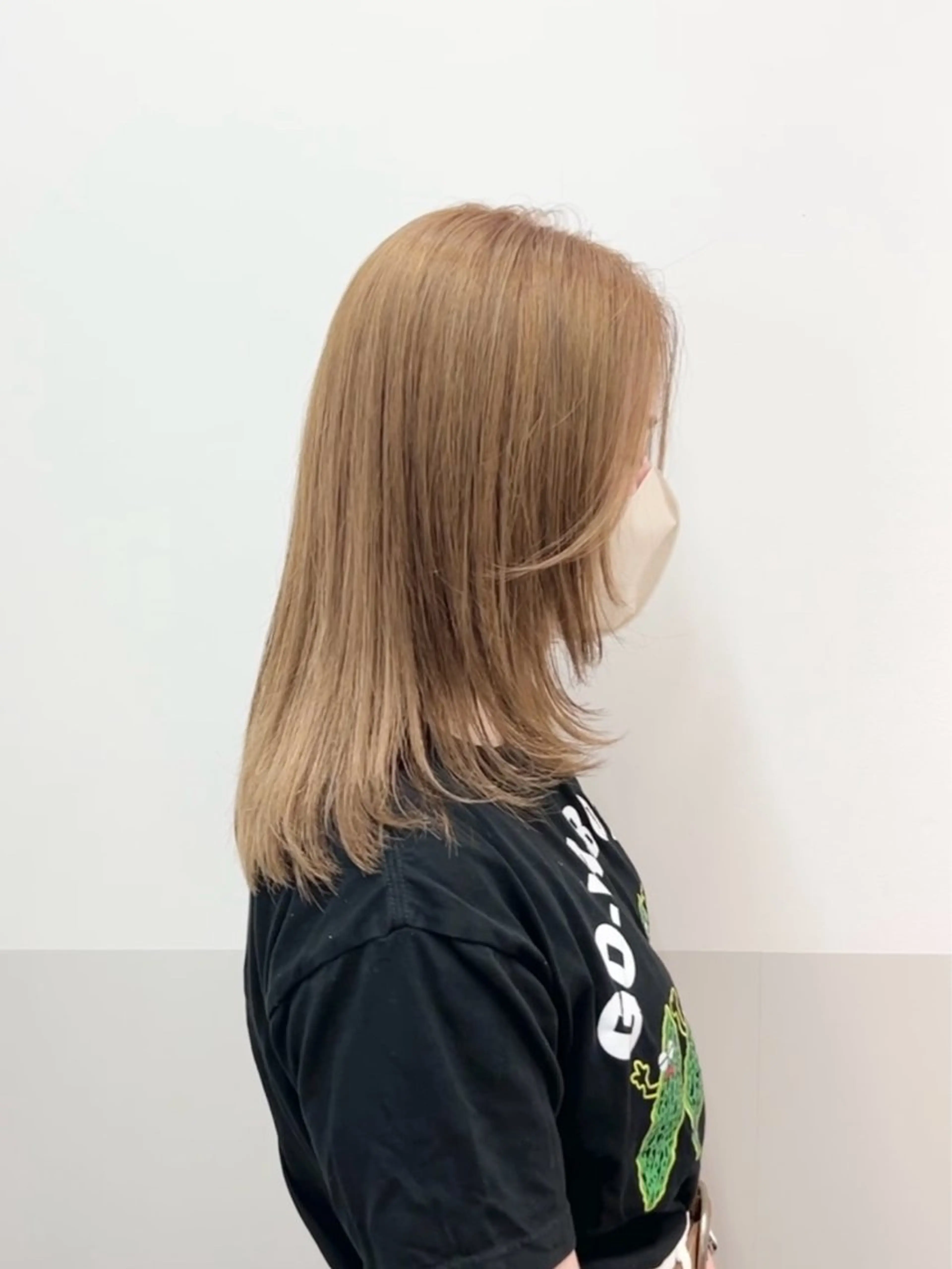 ミディアム カラー ヘアアレンジ ブリーチ トリートメント ヘアカラー トリートメント 似合わせレイヤー/ 美髪縮毛矯正/ミナエのヘアスタイル