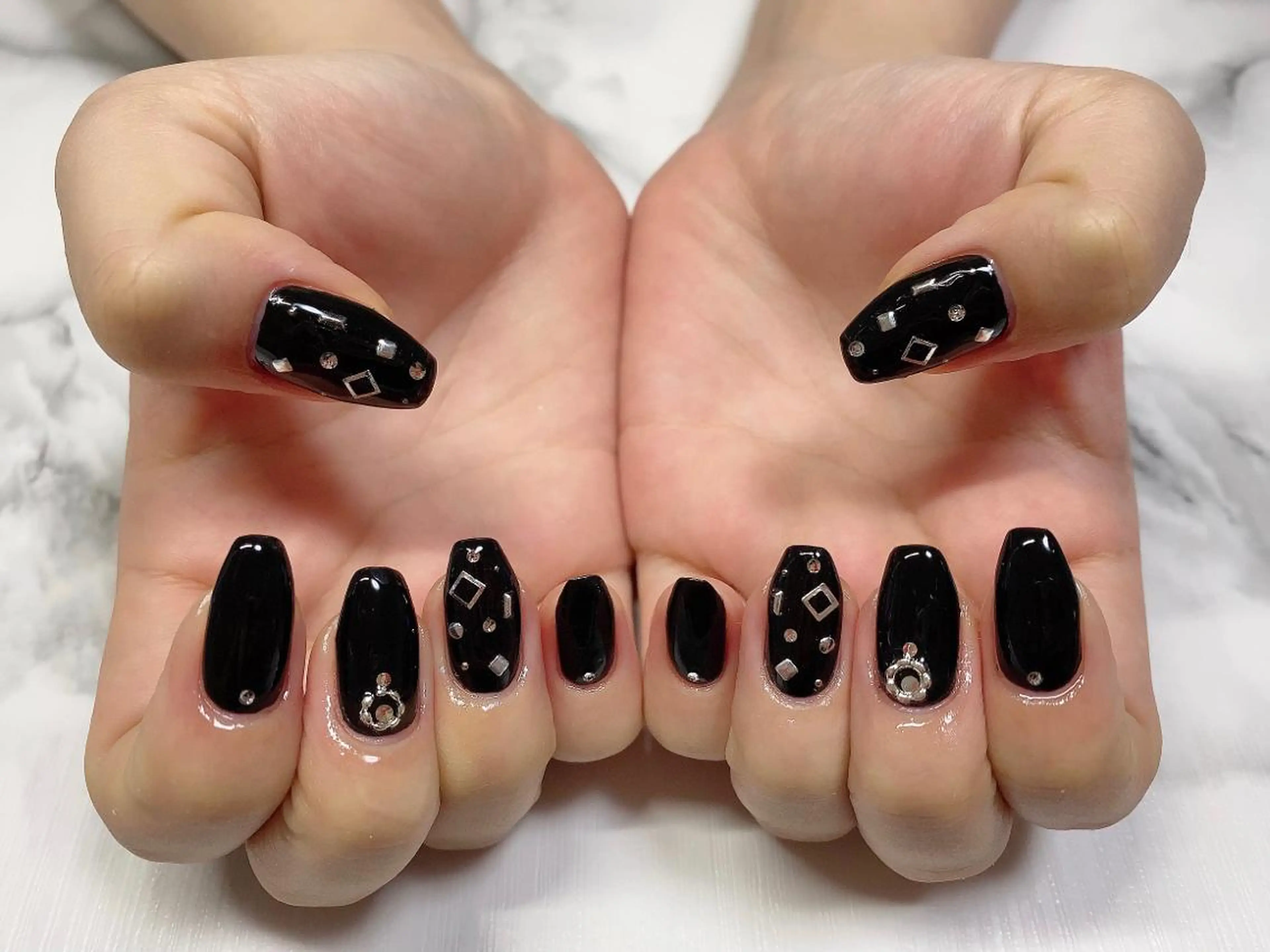 ネイル ワンカラーネイル ストーンネイル ハンドネイル S Nailのネイルデザイン