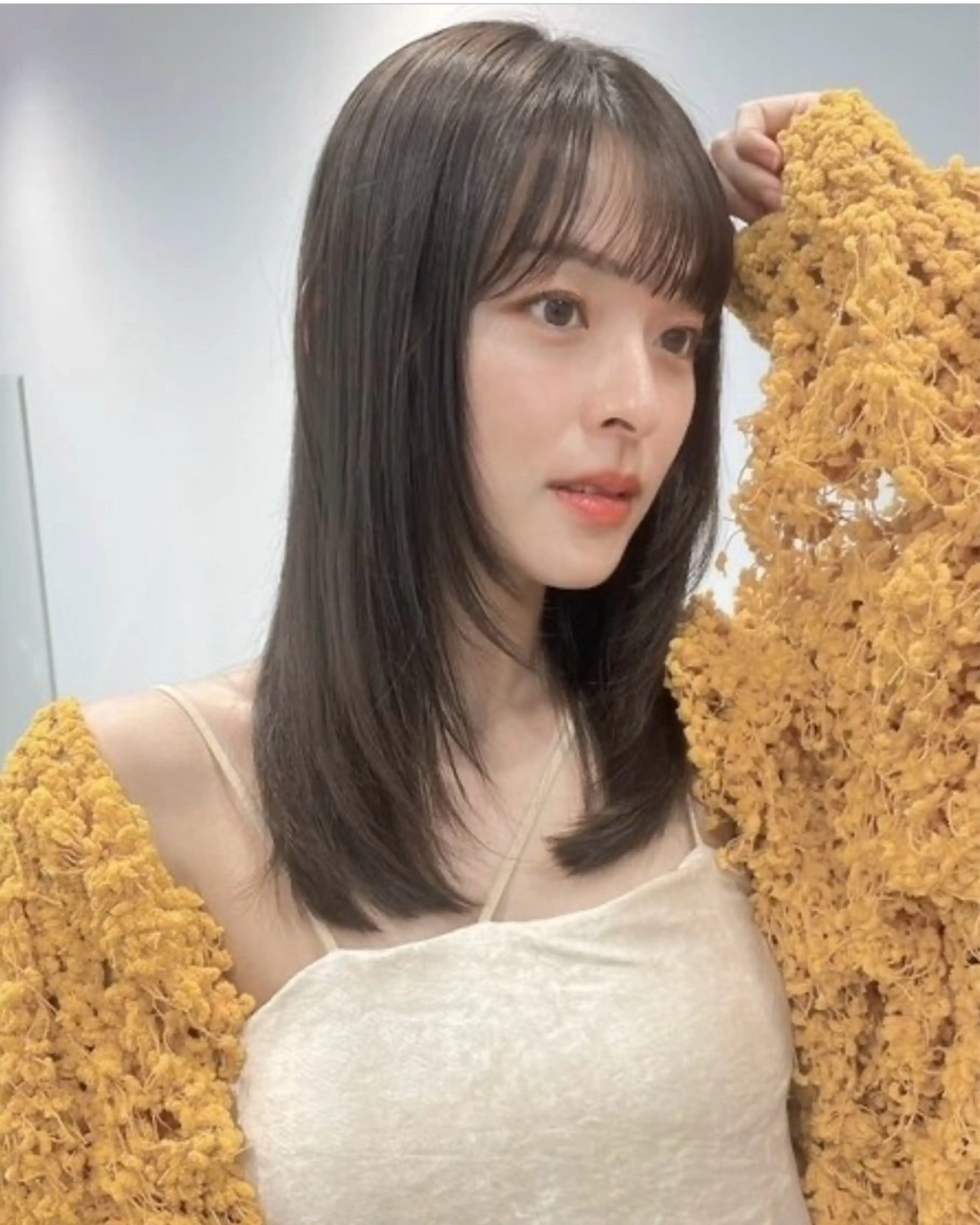 ミディアム レイヤーカット カット ヘアカラー トリートメント 表参道ミディアム レイヤー山岸季生のヘアスタイル