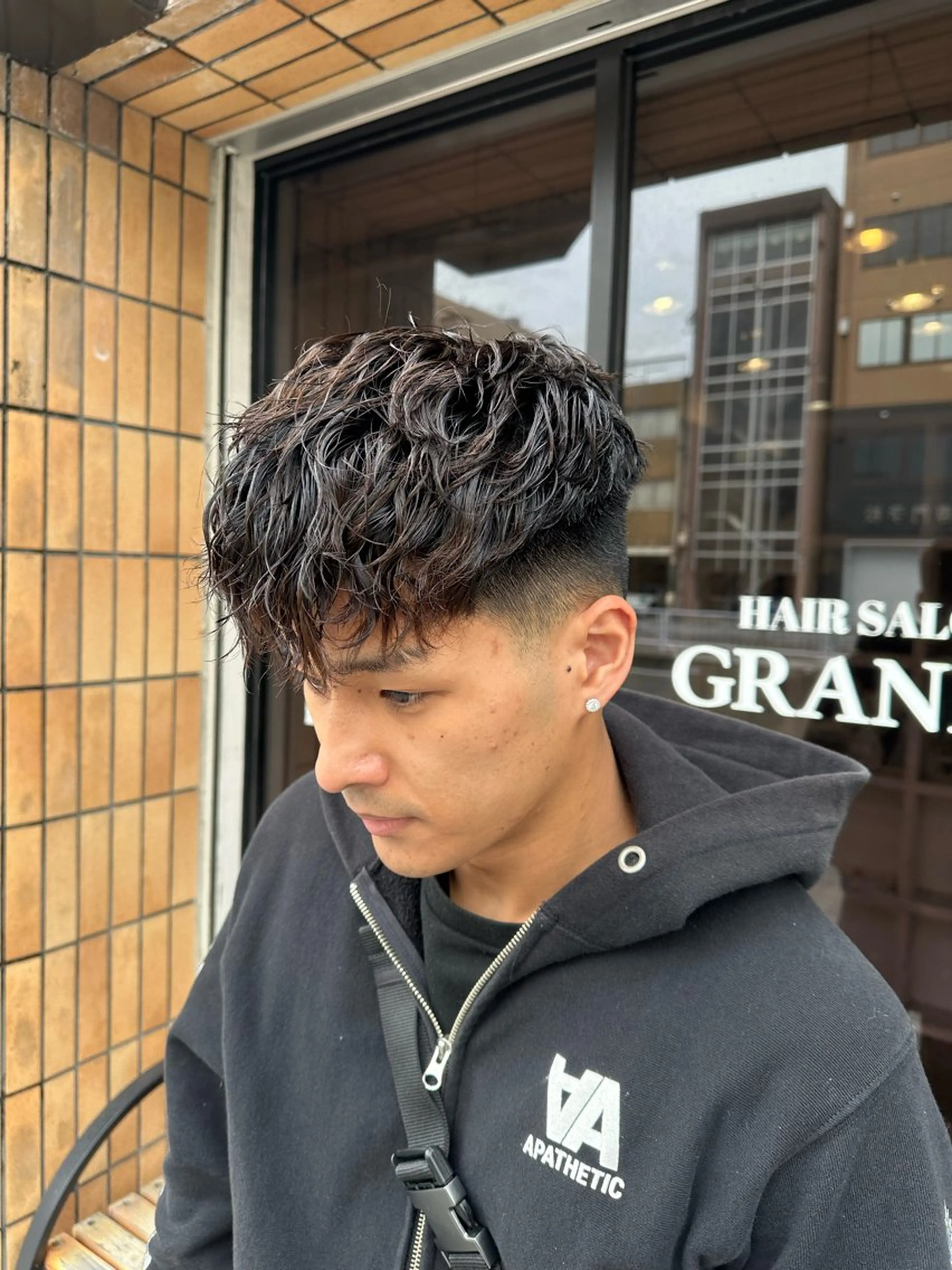 ショート パーマ メンズ フェードカット メンズパーマ カット パーマ ハヤシカズキ/カラー ✂/メンズパーマのヘアスタイル