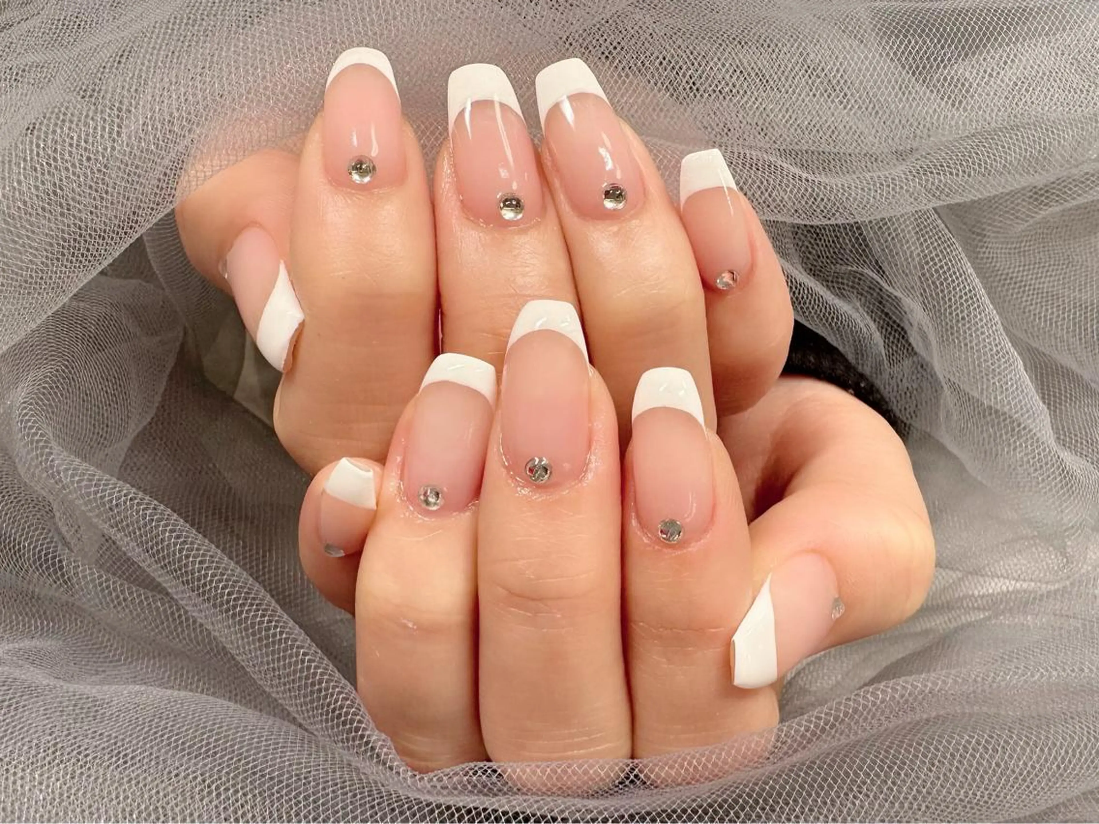 ネイル フレンチネイル ハンドネイル Nail Salon KURELLYのネイルデザイン