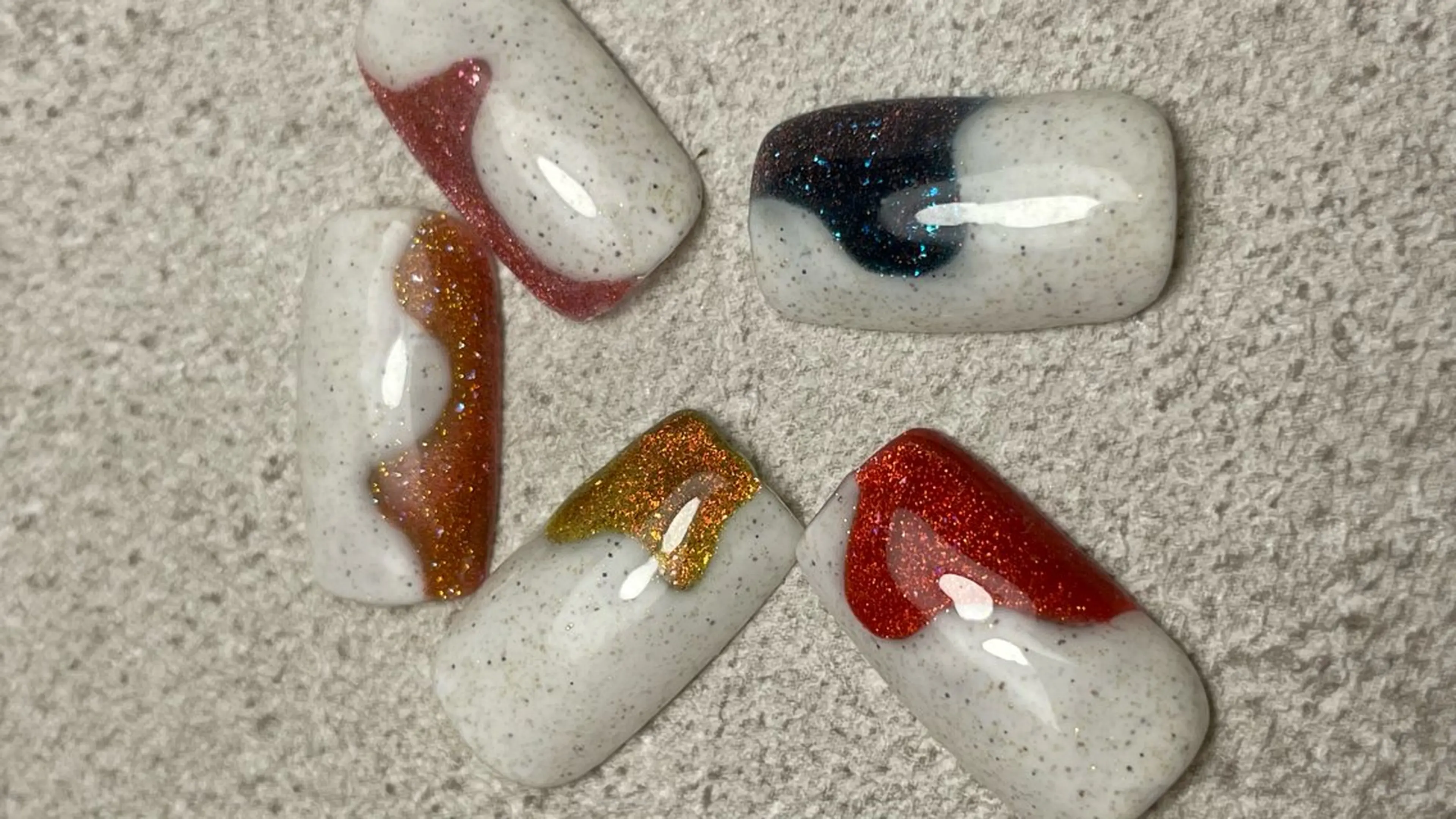 ネイル ジェルネイル cosmic nailのネイルデザイン