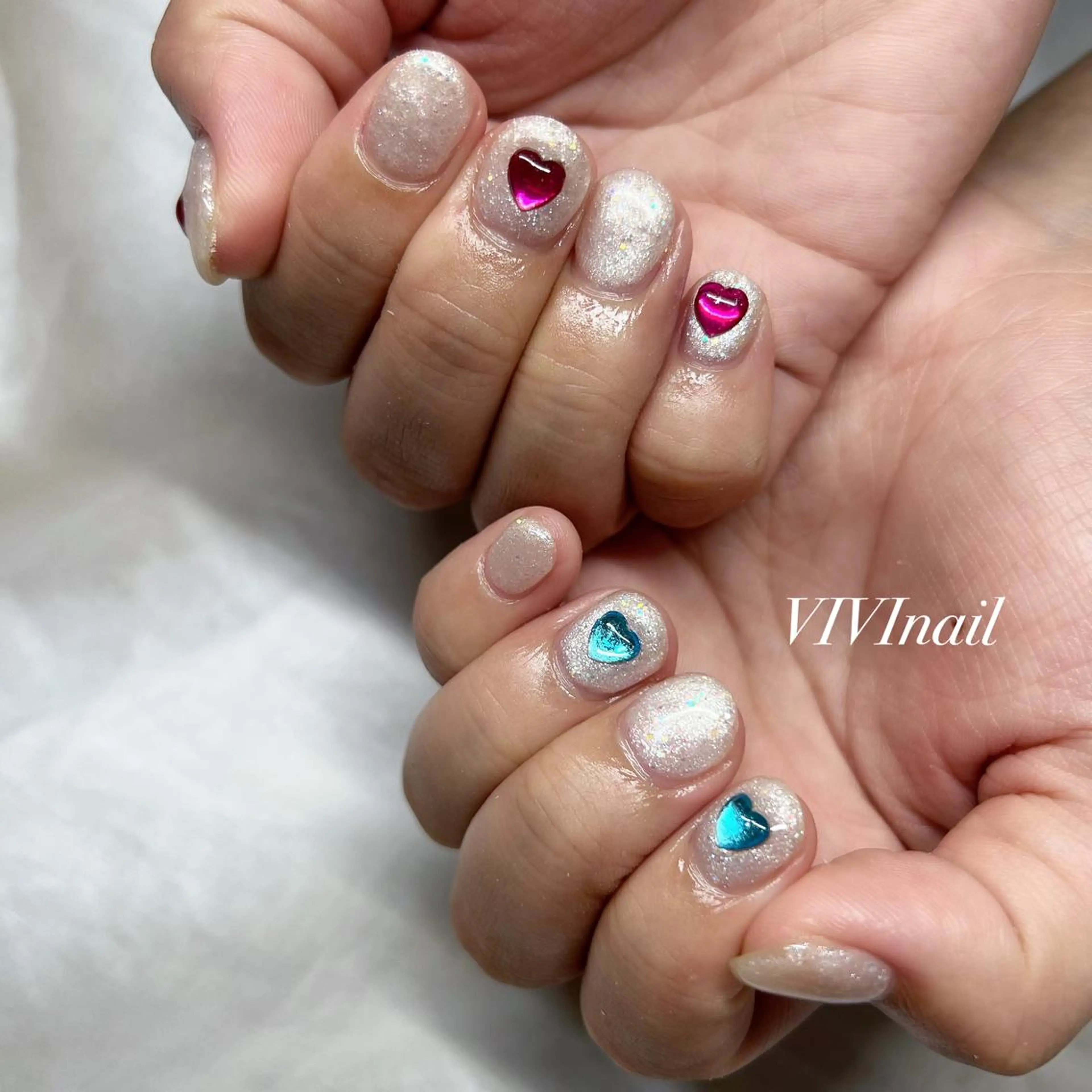 ネイル ハート ワンカラーネイル シンプルネイル ハンドネイル vivi nailのネイルデザイン
