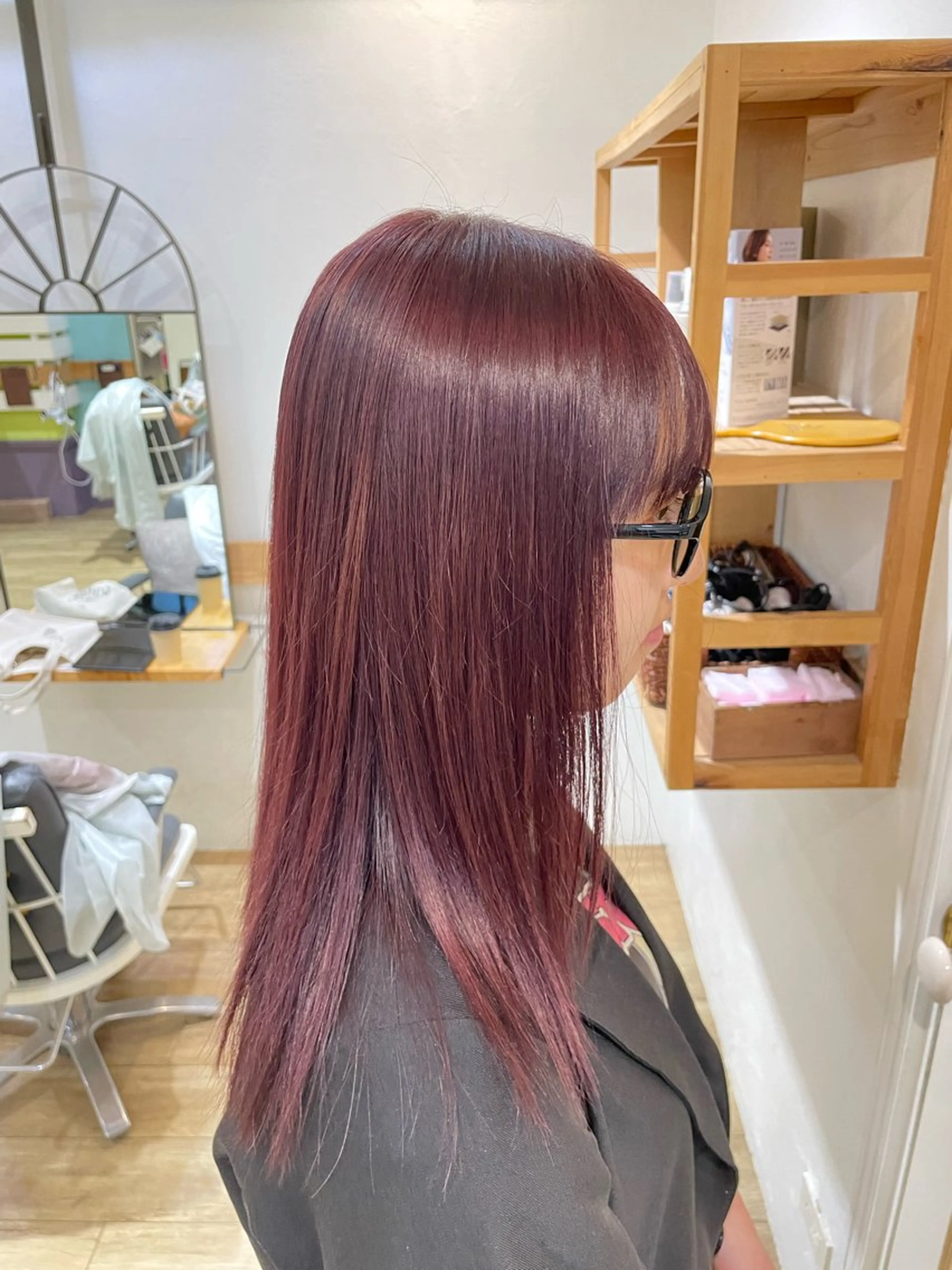 セミロング カラー ブリーチ ボルドーカラー ブリーチなしカラー ヘアカラー トリートメント レイヤー/顔周り/ 透明感/ののか💞のヘアスタイル