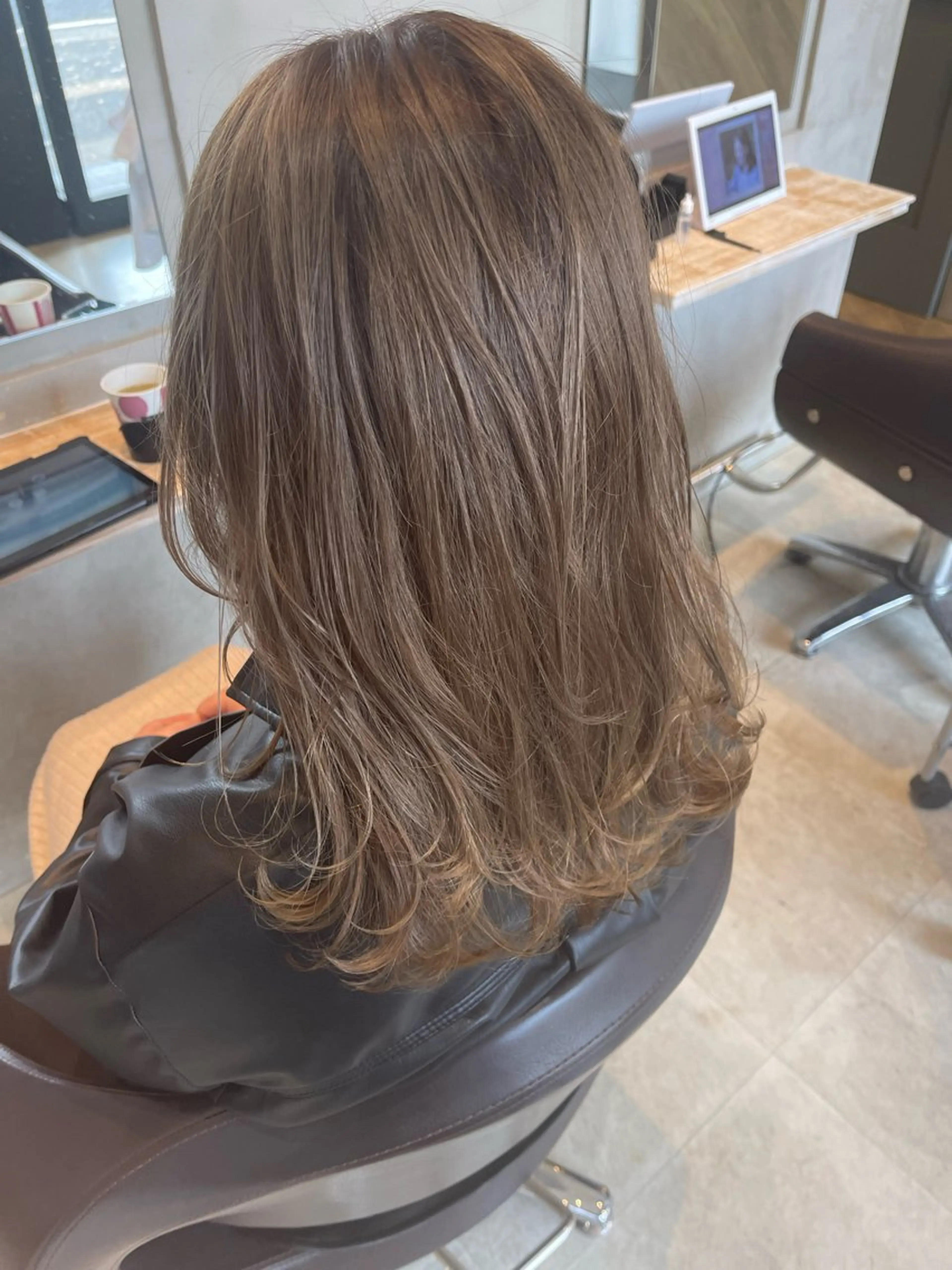 ロング カラー 塚本 昂のヘアスタイル