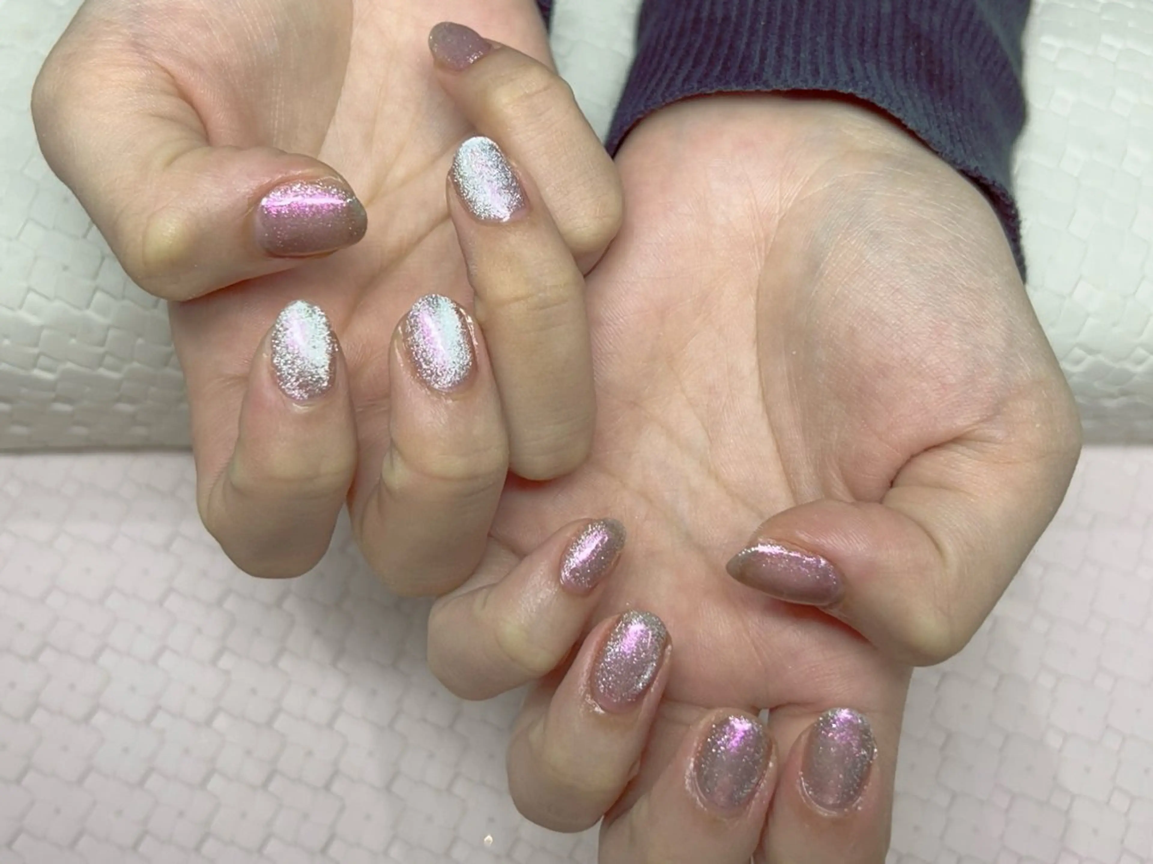 ネイル EmilyG アイリスのネイルデザイン