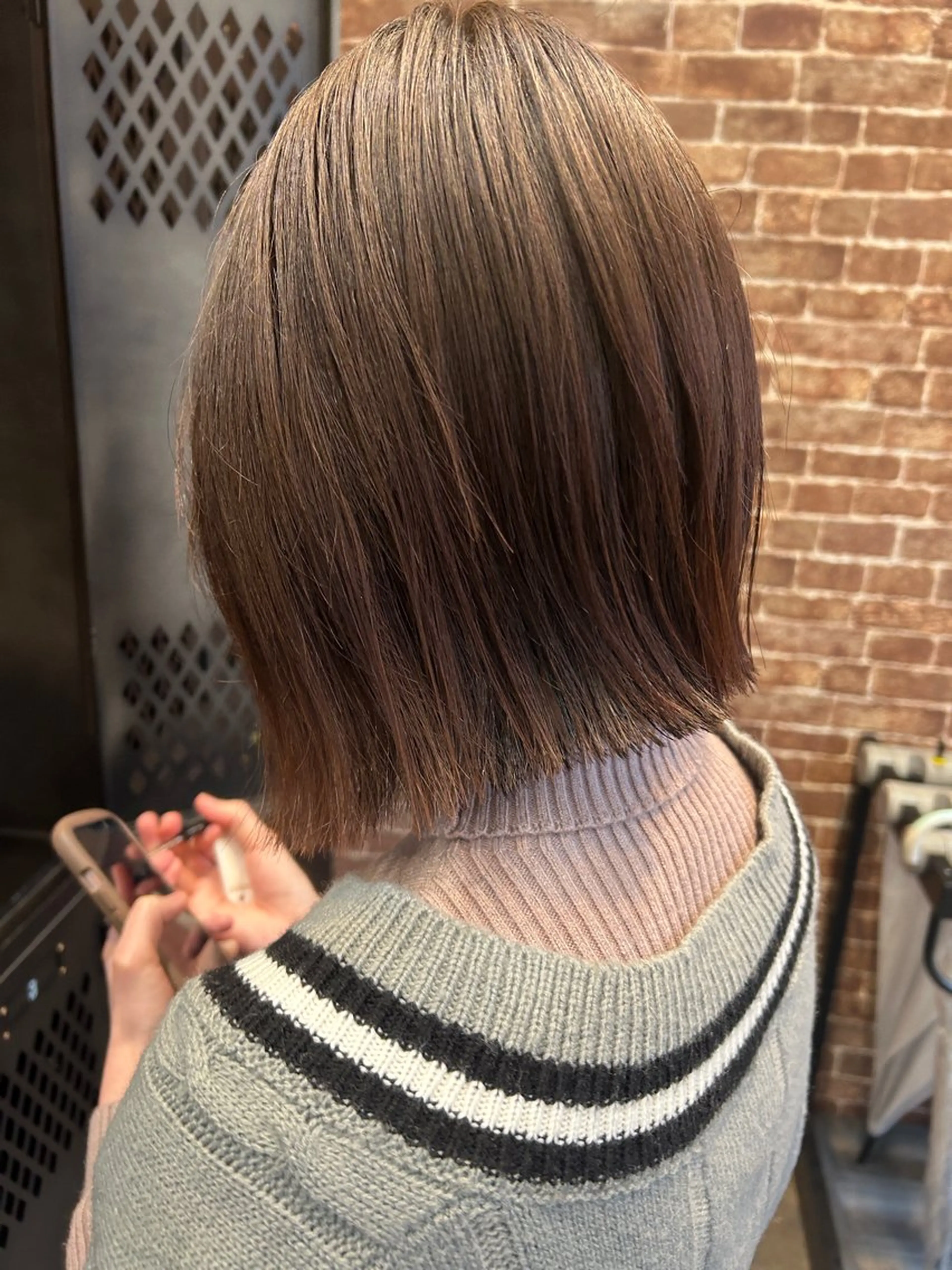 ミディアム カラー カット 久木原 ゆりのヘアスタイル