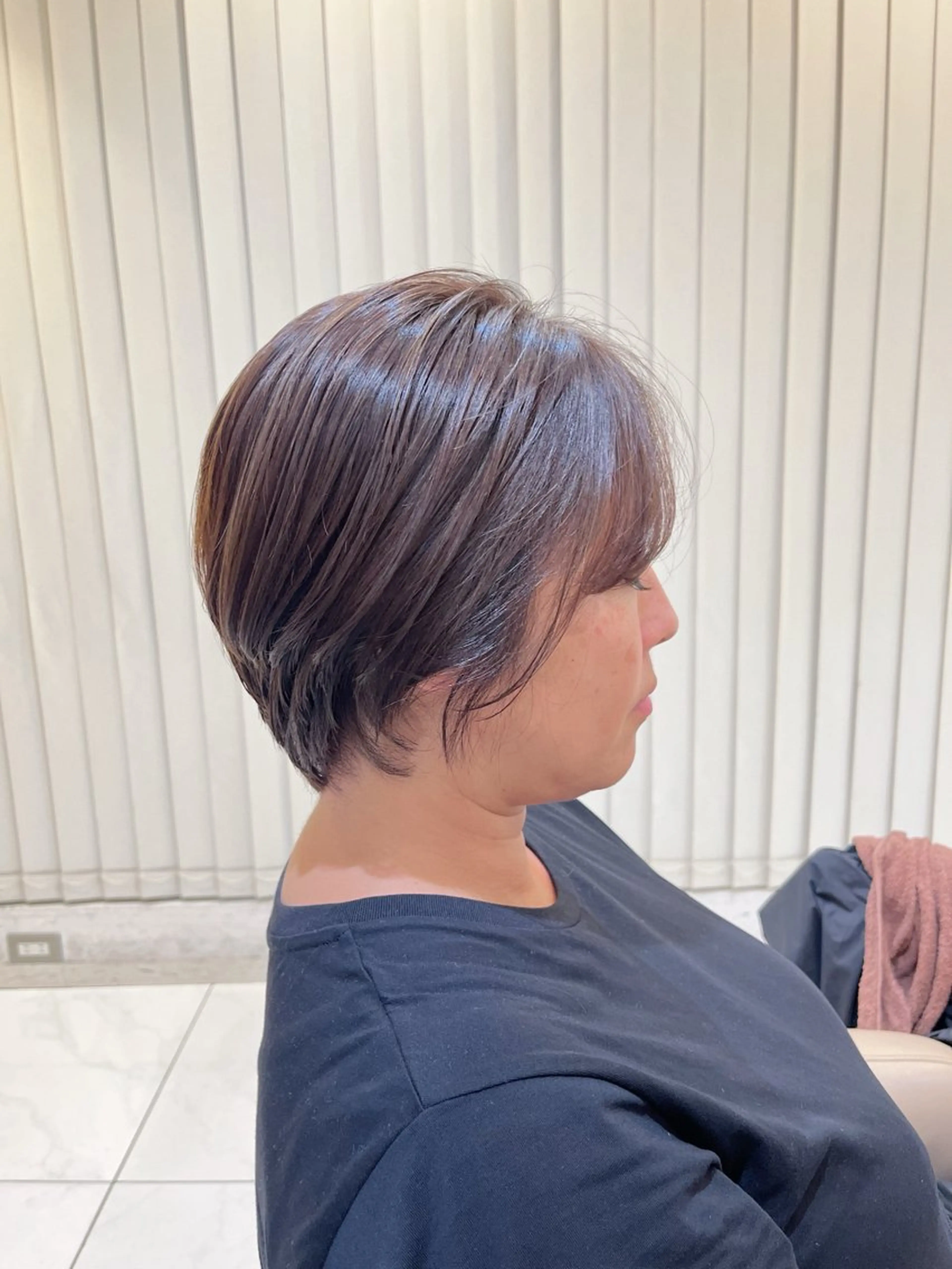 ショート カラー ヘアカラー ハイトーンカラー☁️ 西條 楓花のヘアスタイル