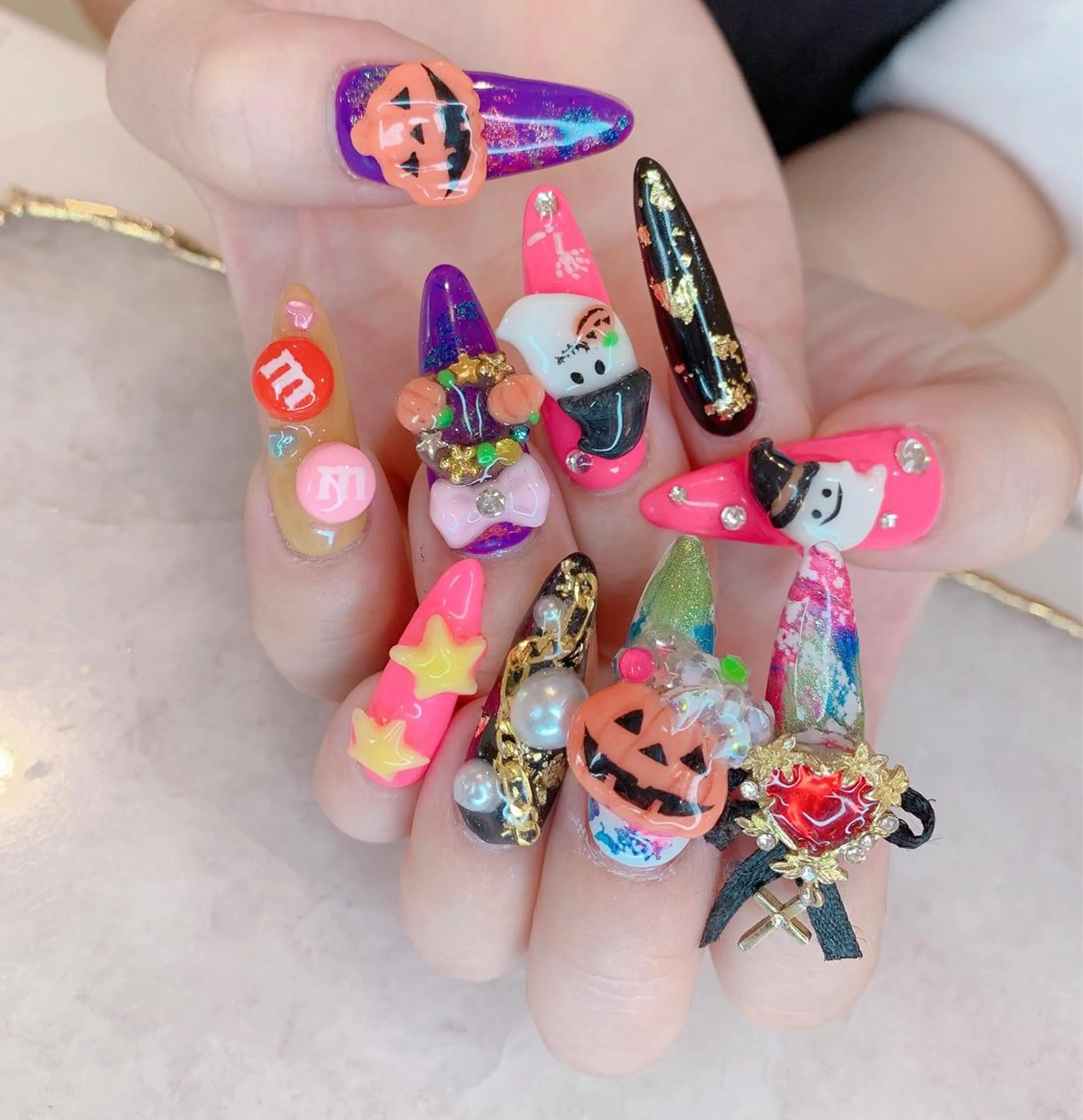 ネイル Silent /話さないネイルサロン所属・Silent 話さないネイルサロンのネイルデザイン