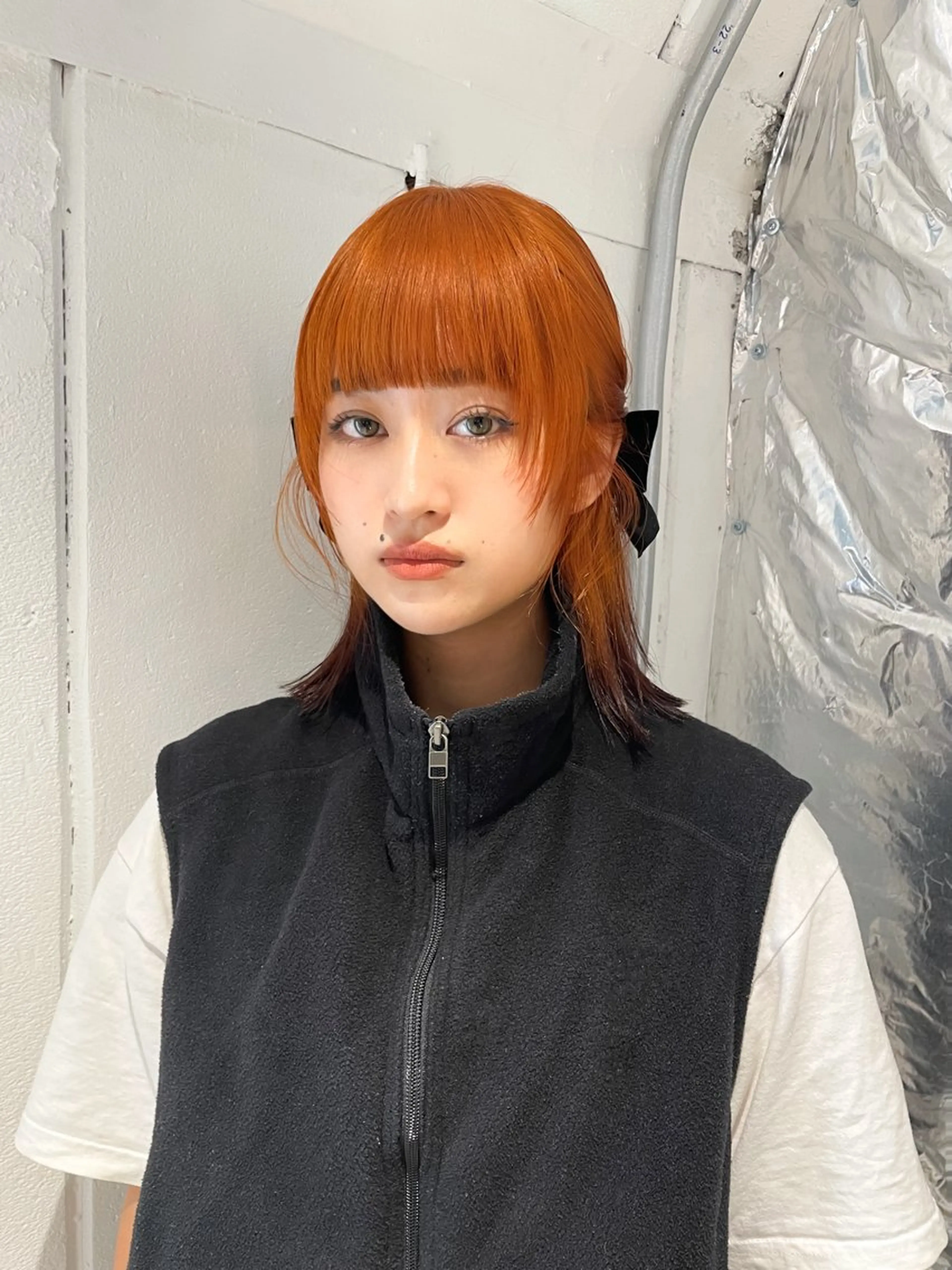 ミディアム カラー ヘアアレンジ グラデーションカラー オレンジ カット ヘアカラー トリートメント ハッシュカット/ 韓国ヘア☽⋰mahoのヘアスタイル