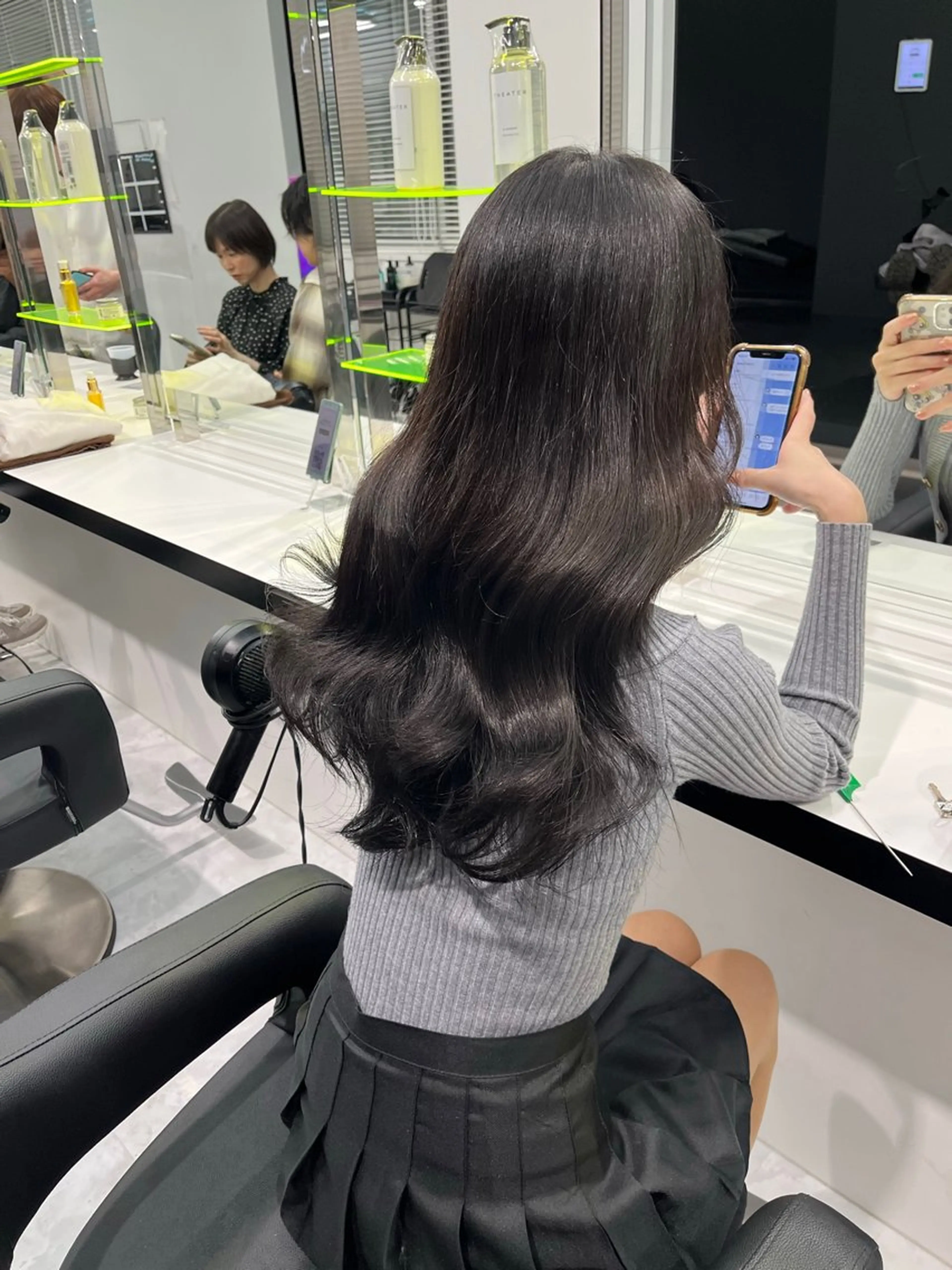 セミロング カラー ヘアアレンジ トレンドレイヤー No.1/KOHEIのヘアスタイル